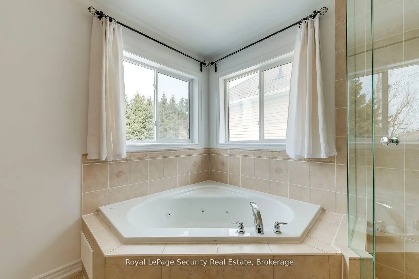 Photo 29 of 757 Halbert Drive, Shelburne — HOMEH