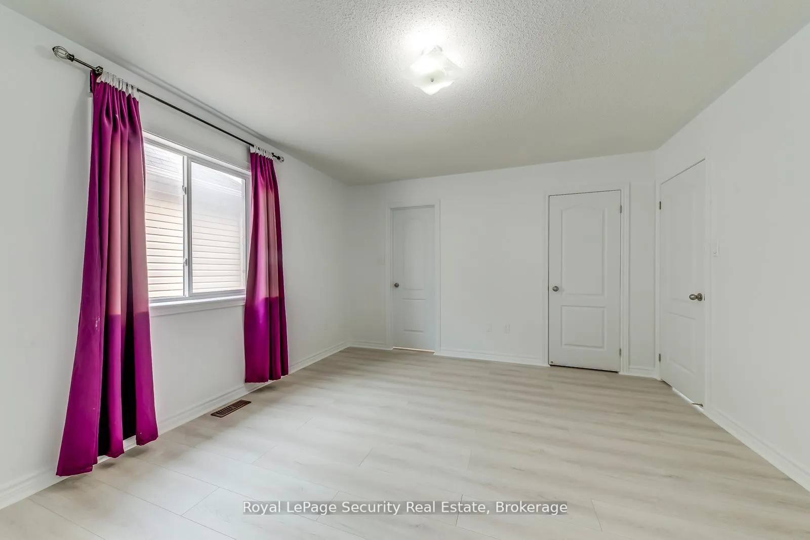 Photo 40 of 757 Halbert Drive, Shelburne — HOMEH