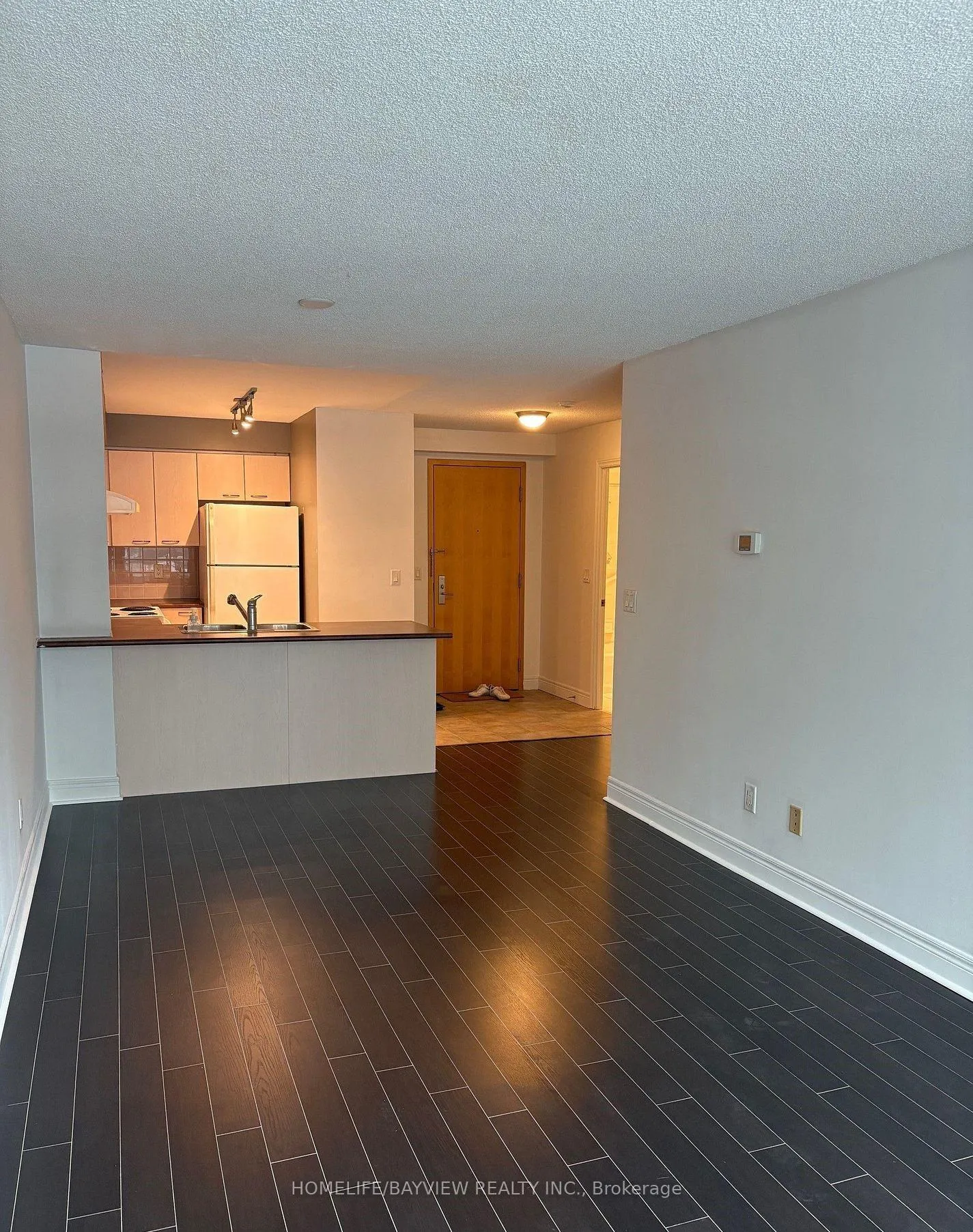 Photo 4 of Unit 215, 48 Suncrest Boulevard, Markham, Commerce Valley — HOMEH