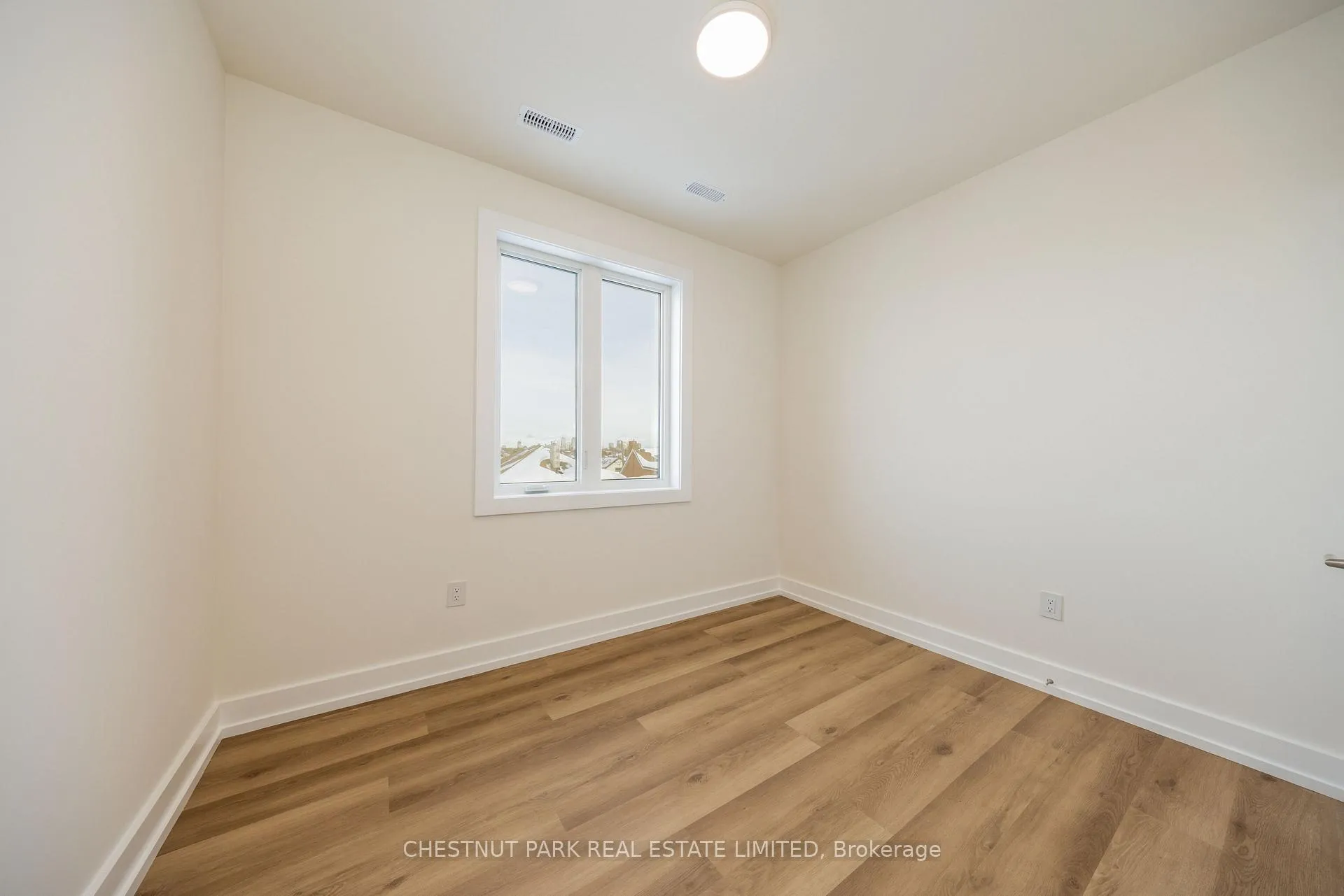 Photo 25 of Unit D, 29 Hatherley Road, Toronto, Caledonia-Fairbank — HOMEH