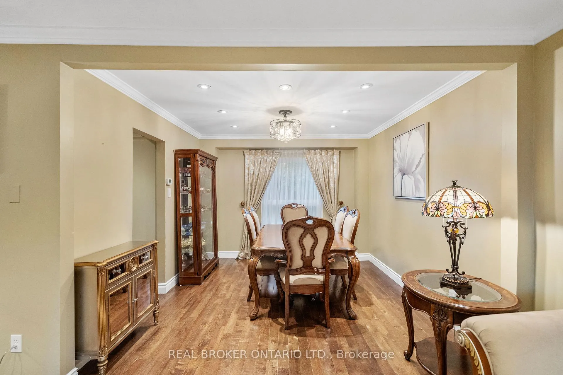 Photo 5 of 63 Haskell Crescent, Aurora, Aurora Highlands — HOMEH