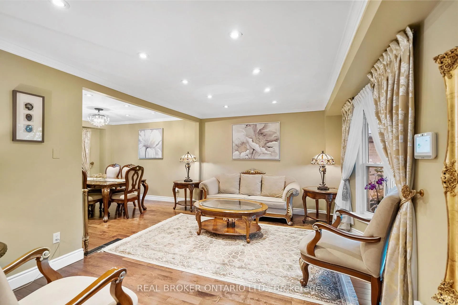 Photo 8 of 63 Haskell Crescent, Aurora, Aurora Highlands — HOMEH