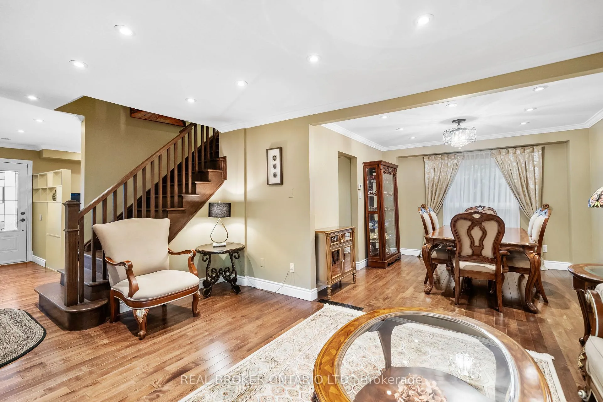 Photo 9 of 63 Haskell Crescent, Aurora, Aurora Highlands — HOMEH