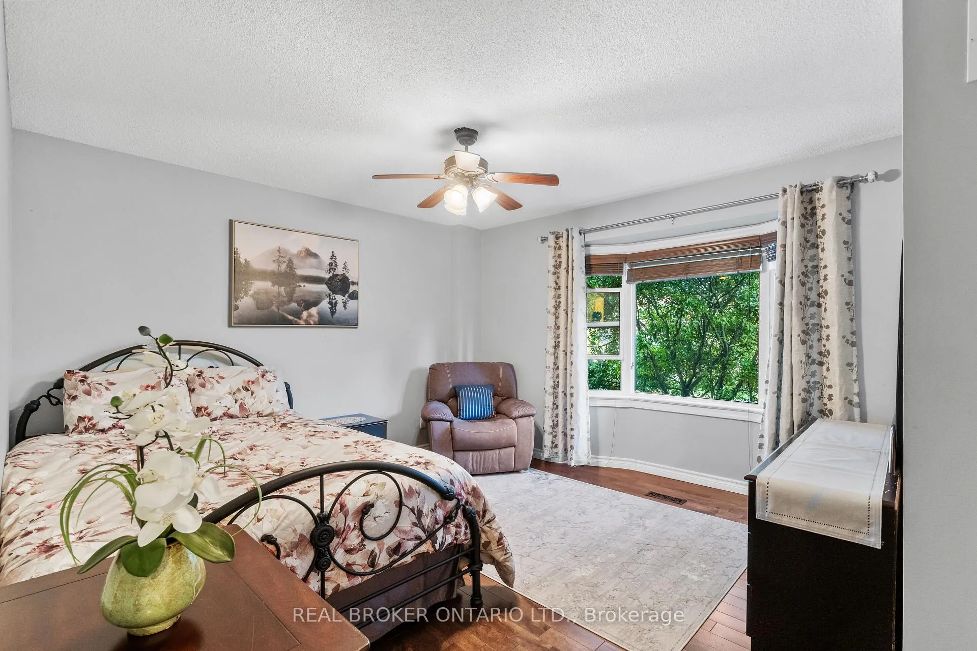 Photo 18 of 63 Haskell Crescent, Aurora, Aurora Highlands — HOMEH