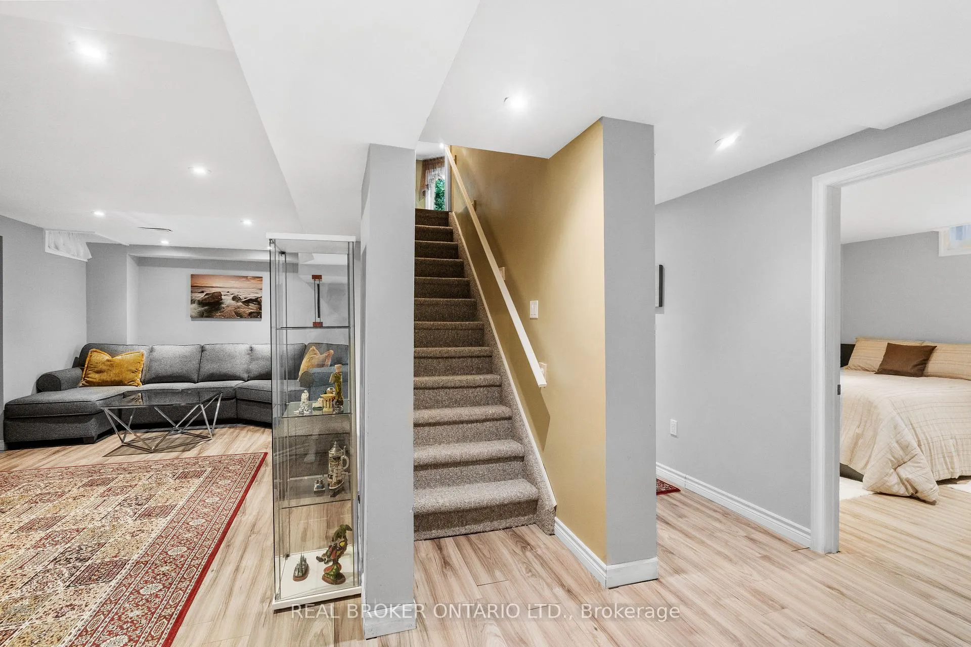 Photo 30 of 63 Haskell Crescent, Aurora, Aurora Highlands — HOMEH