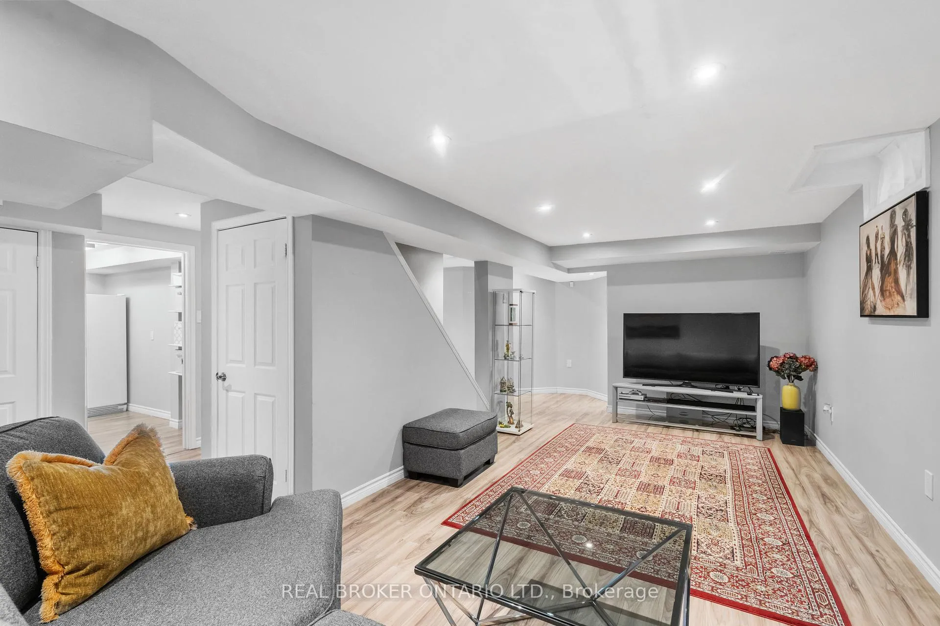 Photo 33 of 63 Haskell Crescent, Aurora, Aurora Highlands — HOMEH