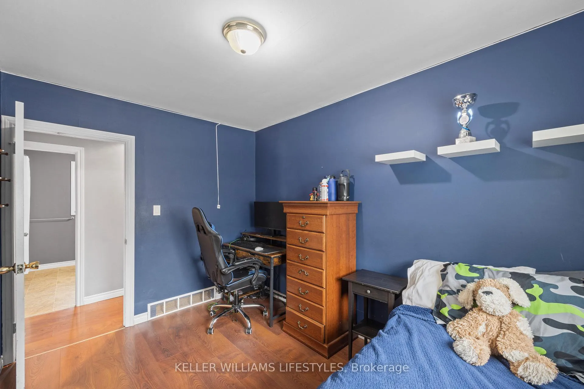 Photo 12 of 258 Upper Queen Street, Thames Centre, Thorndale — HOMEH