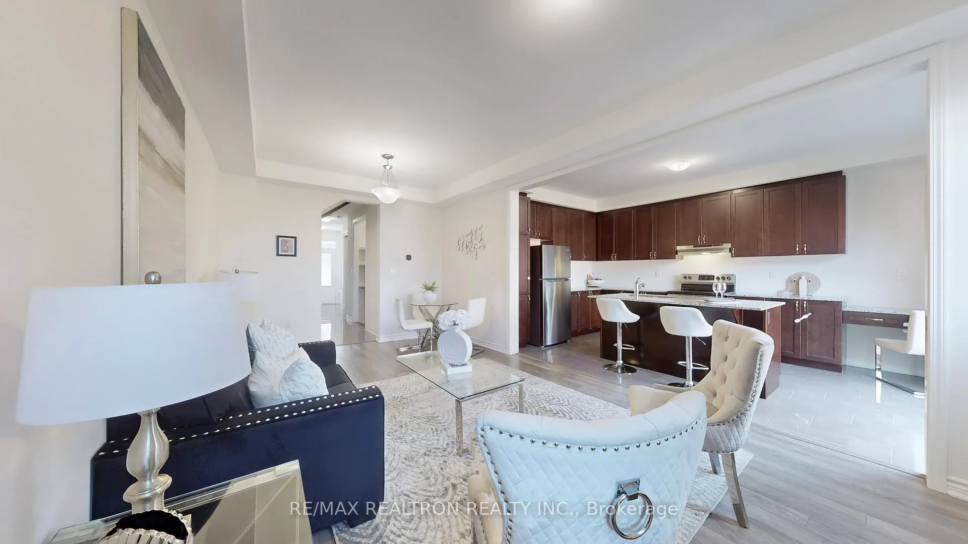 Photo 14 of 3309 Thunderbird Promenade, Pickering, Rural Pickering — HOMEH