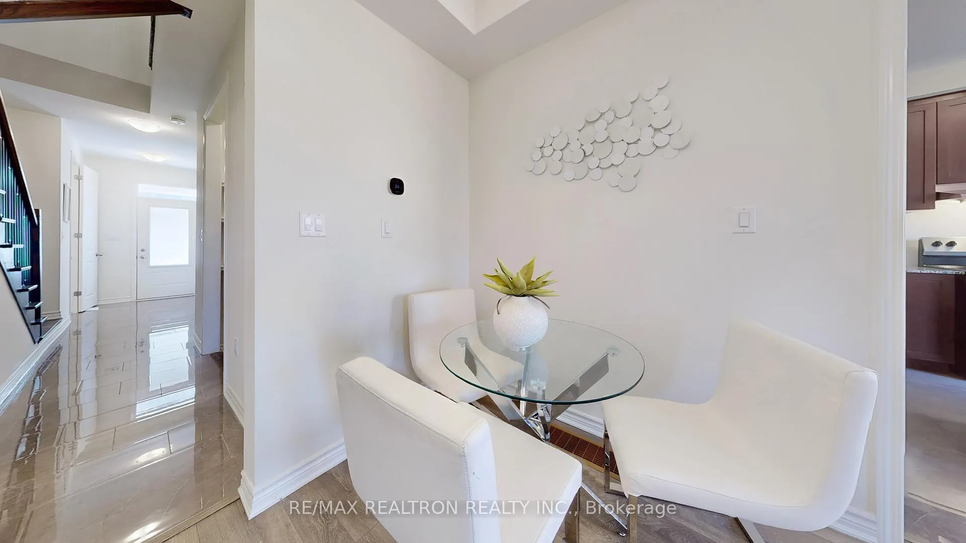Photo 15 of 3309 Thunderbird Promenade, Pickering, Rural Pickering — HOMEH