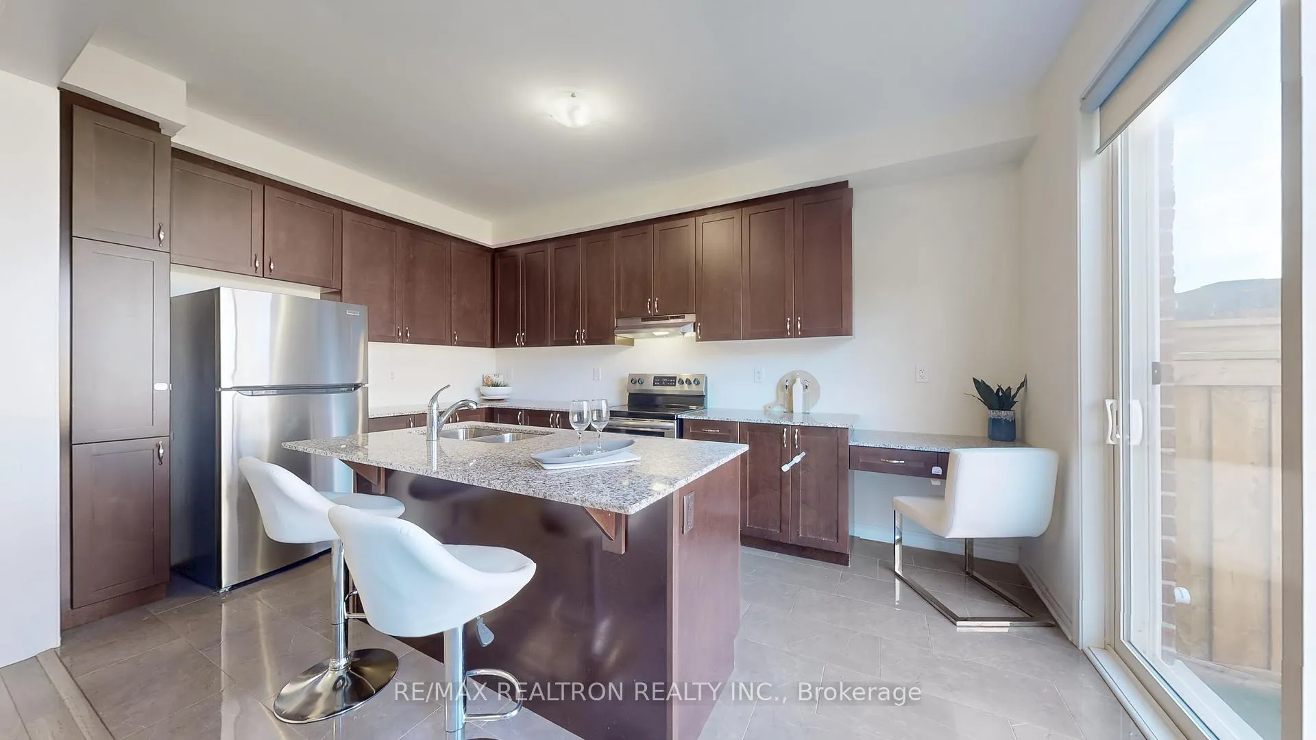 Photo 18 of 3309 Thunderbird Promenade, Pickering, Rural Pickering — HOMEH