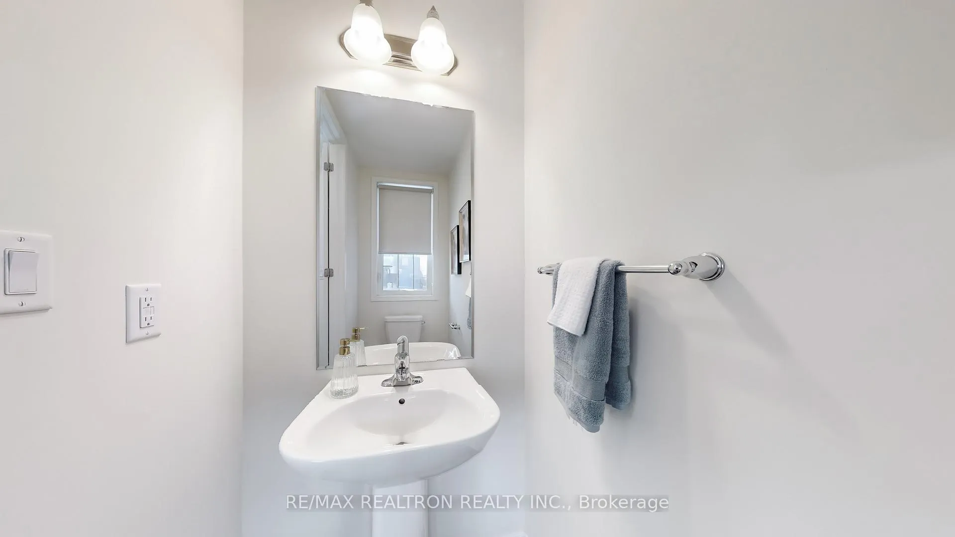 Photo 22 of 3309 Thunderbird Promenade, Pickering, Rural Pickering — HOMEH