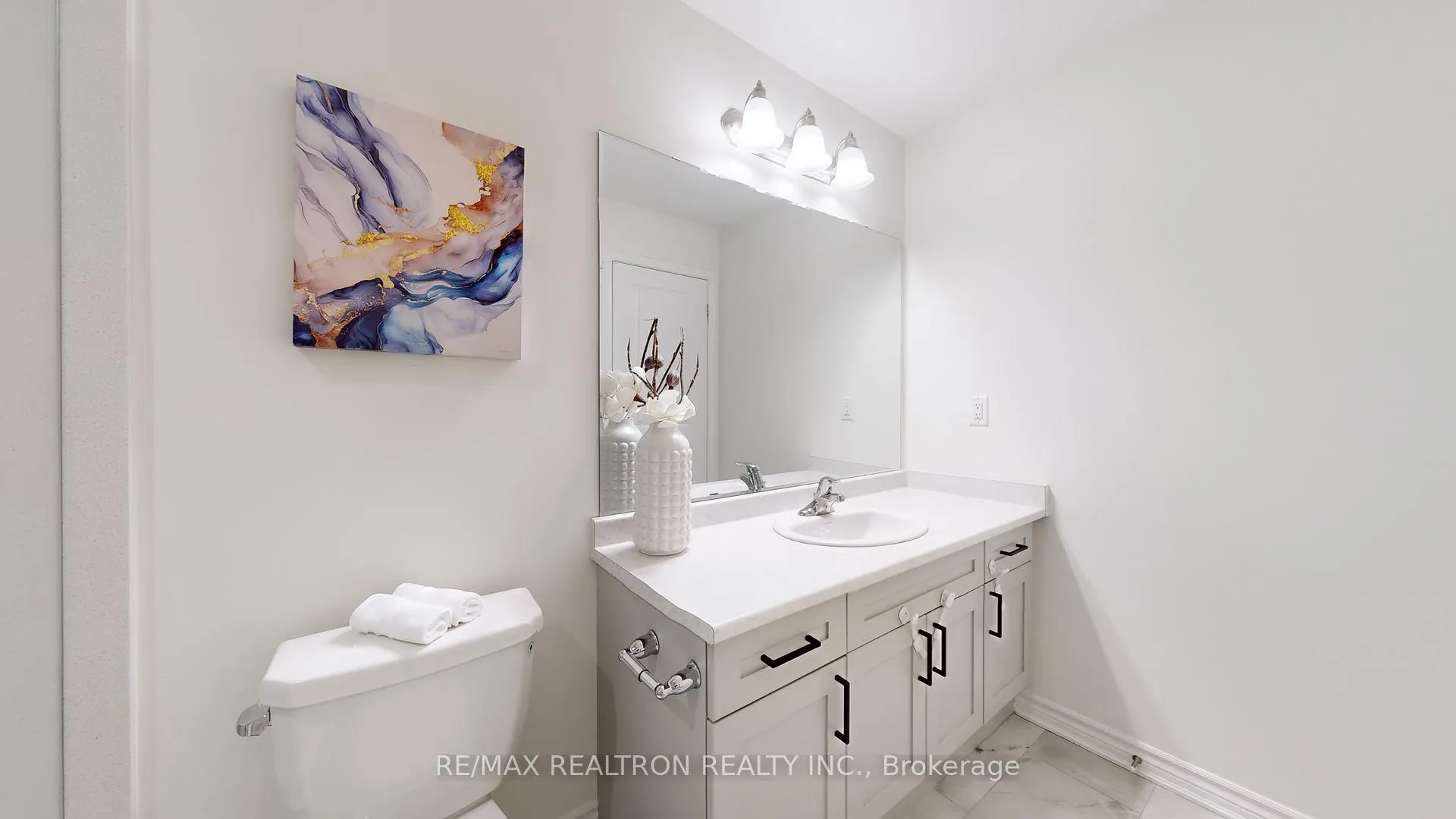 Photo 31 of 3309 Thunderbird Promenade, Pickering, Rural Pickering — HOMEH