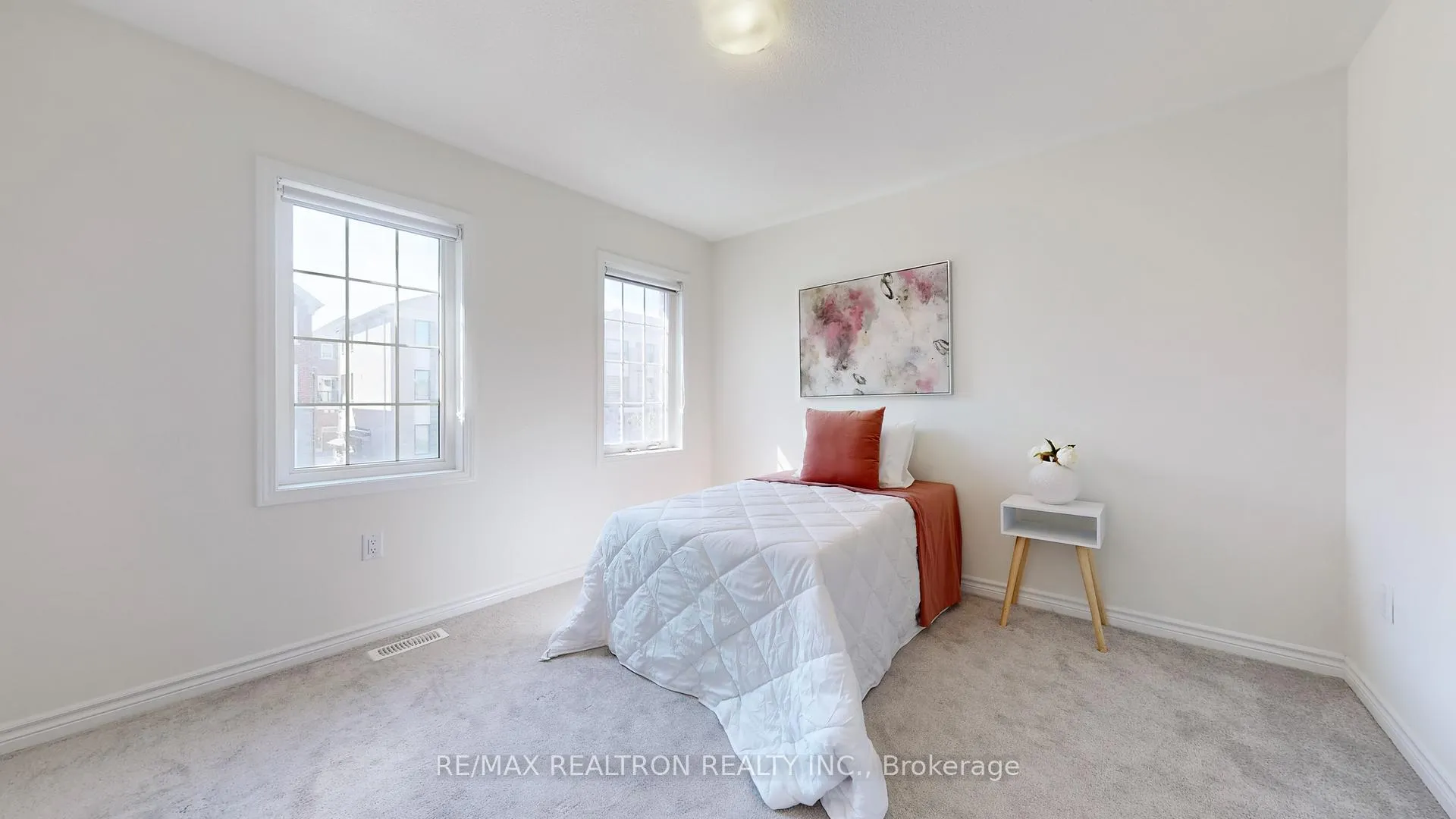Photo 36 of 3309 Thunderbird Promenade, Pickering, Rural Pickering — HOMEH