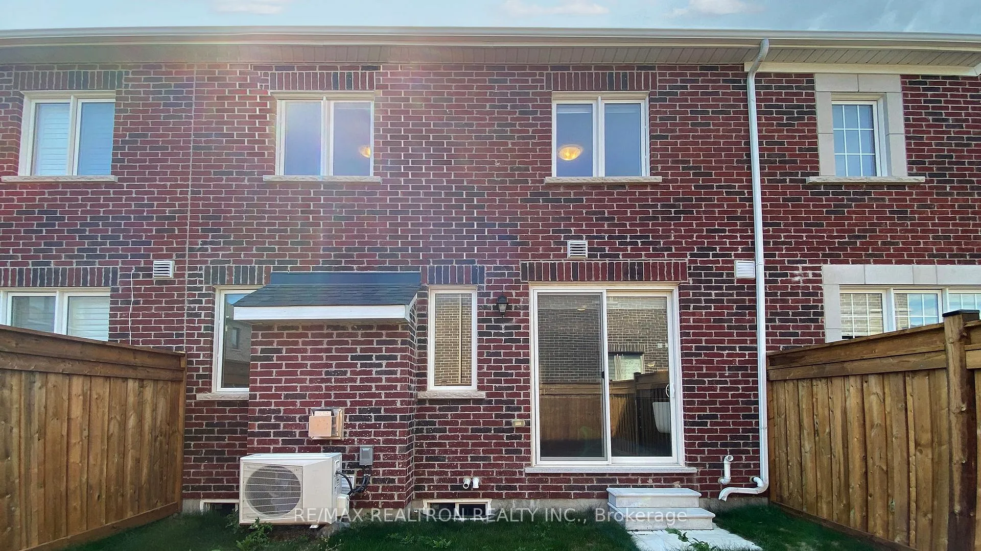 Photo 50 of 3309 Thunderbird Promenade, Pickering, Rural Pickering — HOMEH