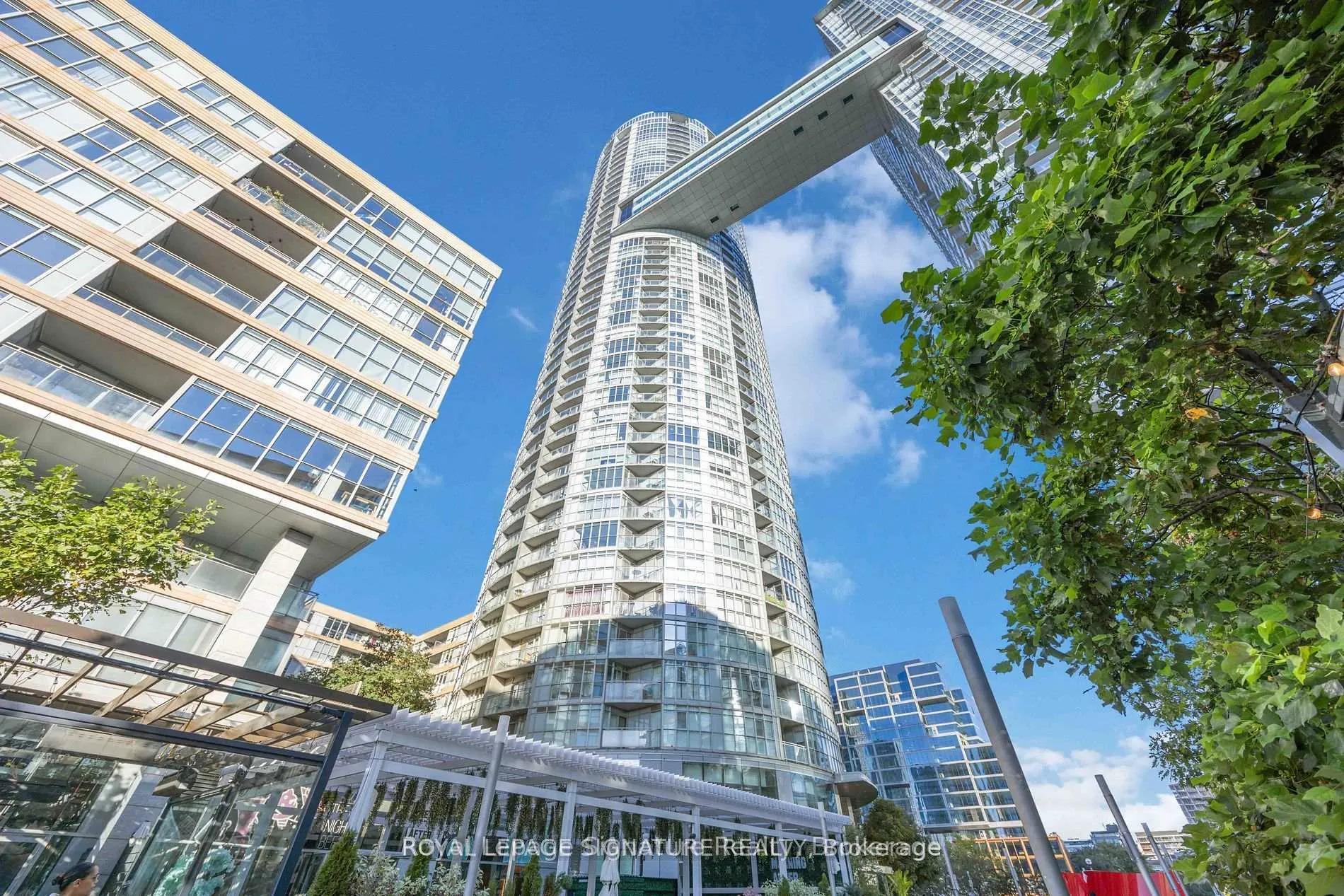 Front of Unit 1603, 21 Iceboat Terrace