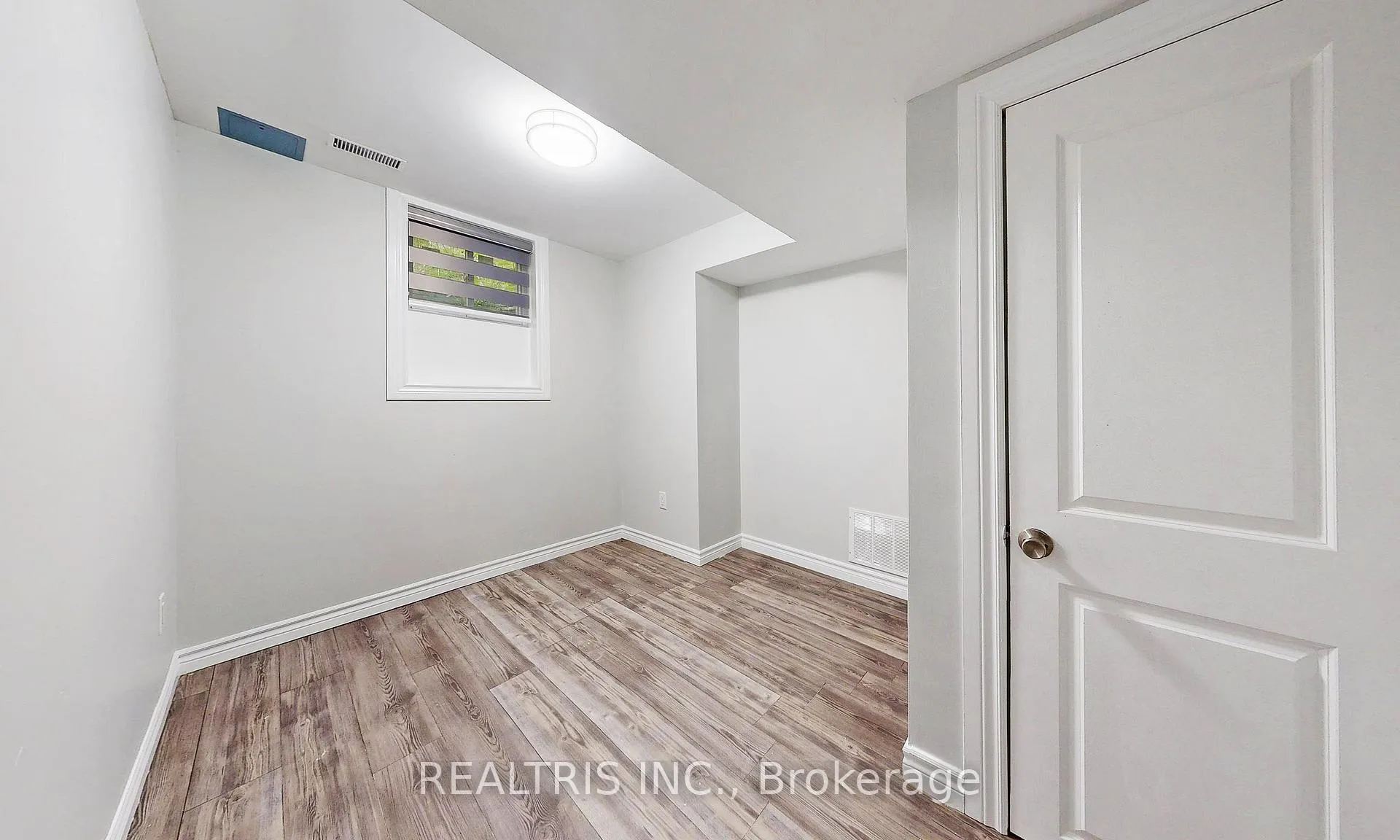 Photo 6 of Unit Lower, 85 Eaglecrest Street, Kitchener, Bridgeport — HOMEH