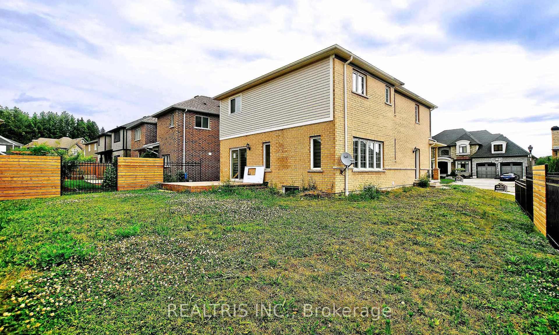 Photo 9 of Unit Lower, 85 Eaglecrest Street, Kitchener, Bridgeport — HOMEH