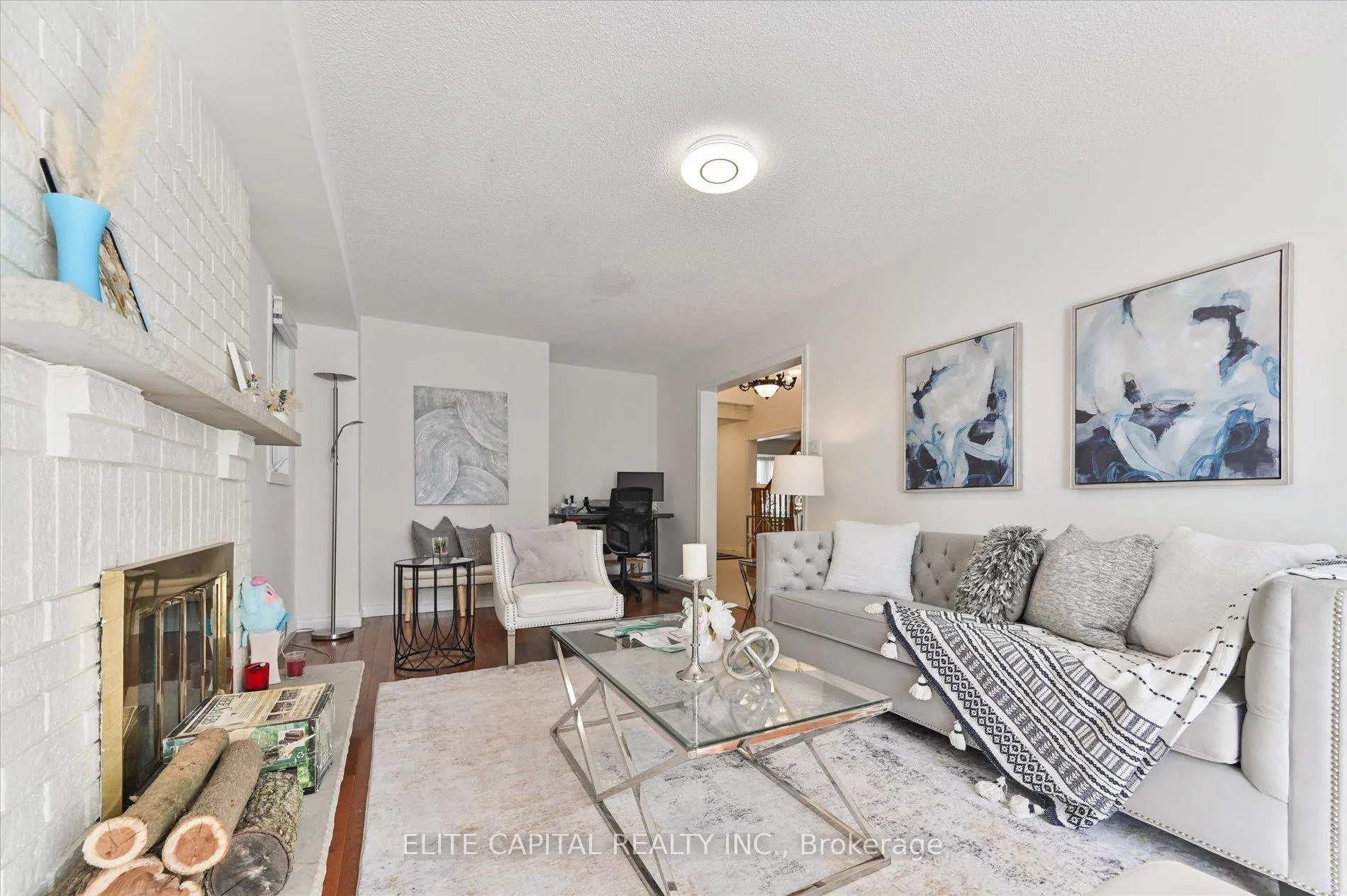 Photo 8 of 54 Bauer Crescent, Markham, Unionville — HOMEH
