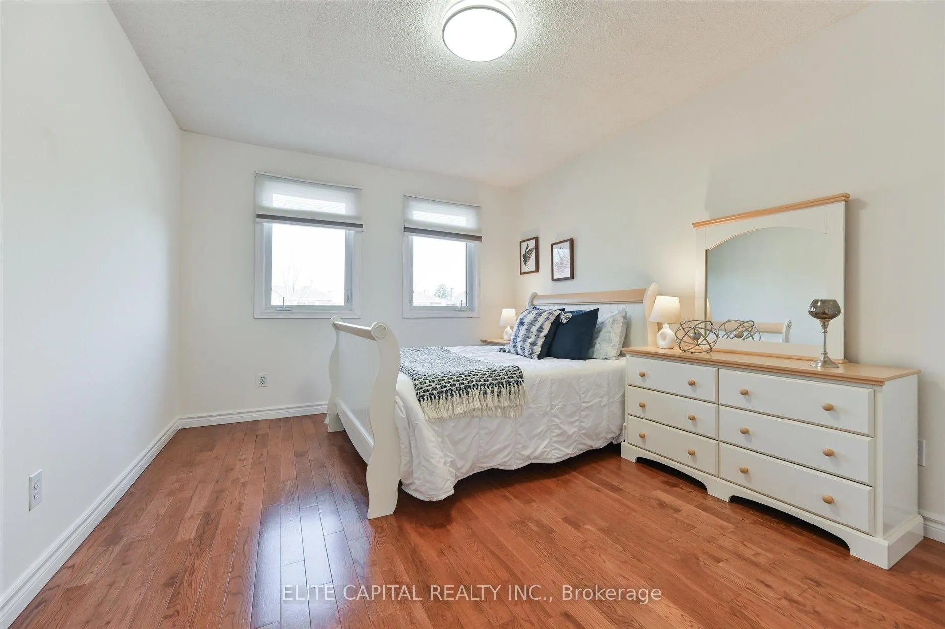 Photo 19 of 54 Bauer Crescent, Markham, Unionville — HOMEH