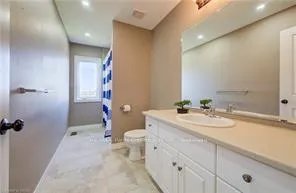Photo 35 of 264 Evens Pond Crescent, Kitchener — HOMEH