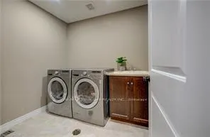 Photo 36 of 264 Evens Pond Crescent, Kitchener — HOMEH