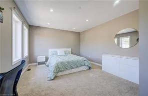 Photo 39 of 264 Evens Pond Crescent, Kitchener — HOMEH