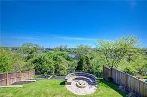Photo 44 of 264 Evens Pond Crescent, Kitchener — HOMEH