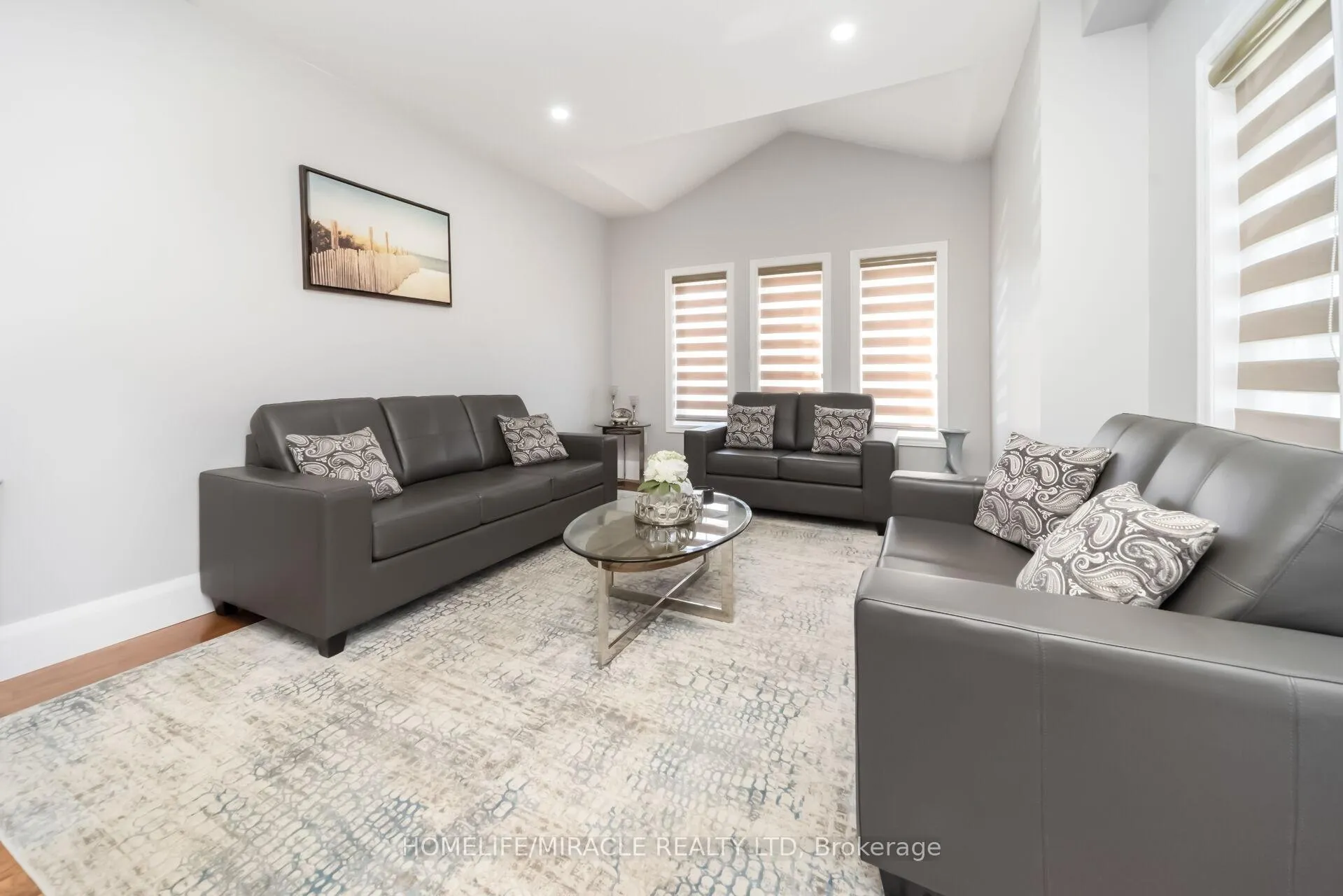 Photo 7 of 6 Westbrook Avenue, Brampton, Bram East — HOMEH