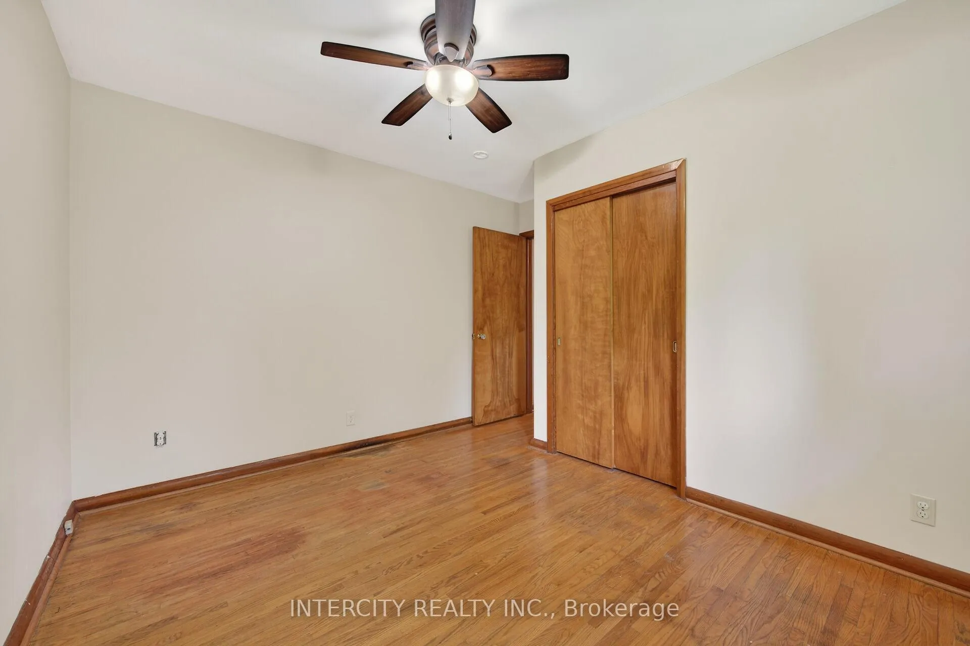 Photo 26 of 8735 Howe Crescent, Niagara Falls, Chippawa — HOMEH