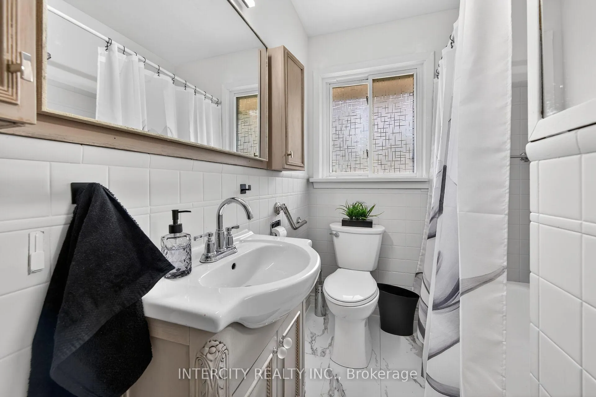 Photo 29 of 8735 Howe Crescent, Niagara Falls, Chippawa — HOMEH