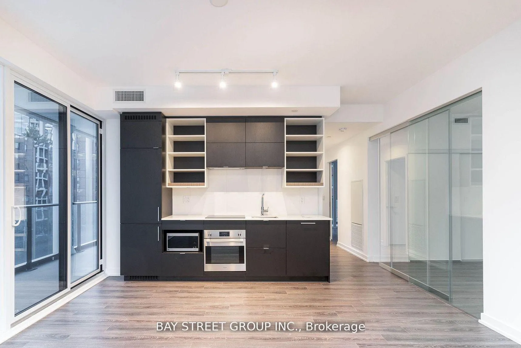 Photo 8 of Unit 509, 20 Edward Street, Toronto, Bay Street Corridor — HOMEH