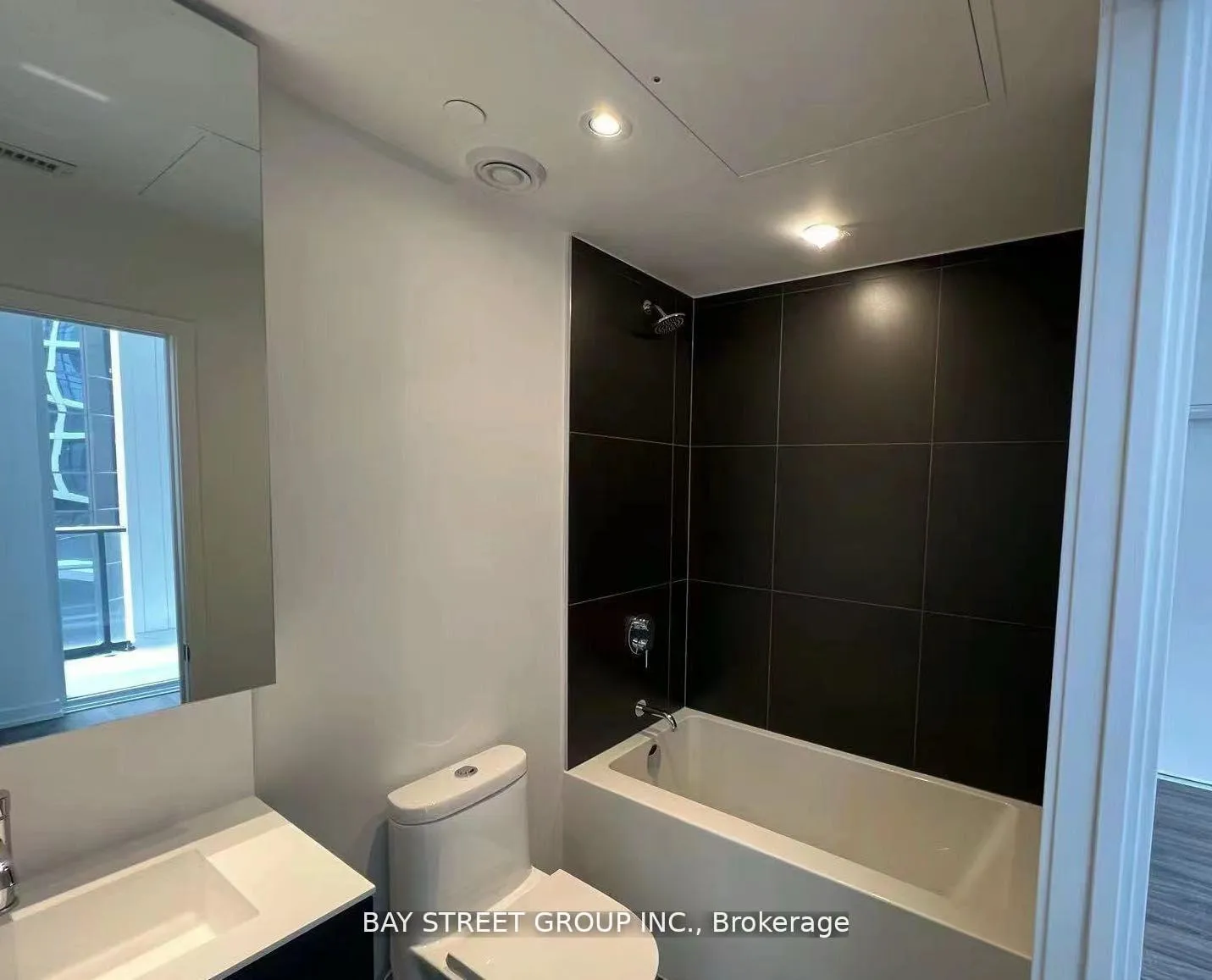 Photo 10 of Unit 509, 20 Edward Street, Toronto, Bay Street Corridor — HOMEH