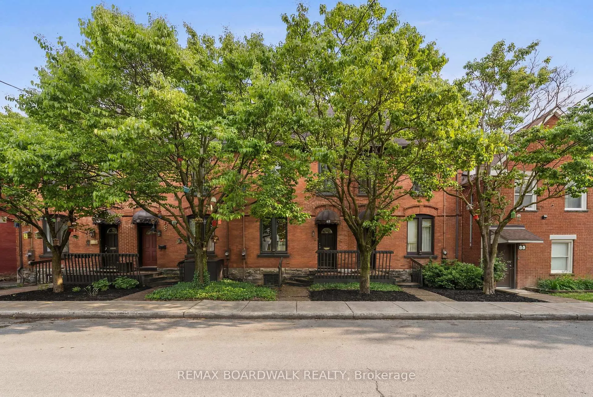 Front of 90 Stewart Street