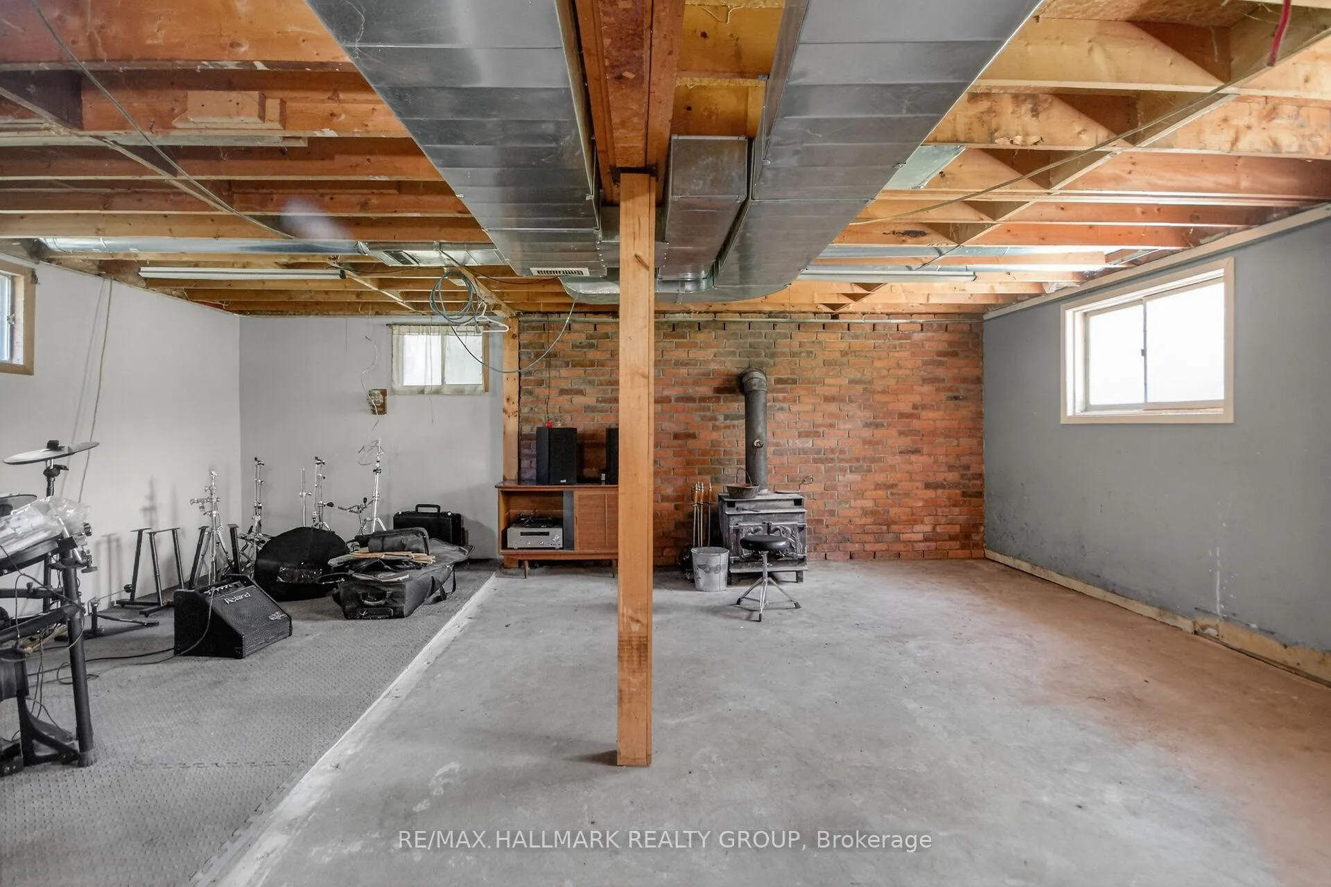 Photo 27 of 1054 McCrea Road, Montague, Montague Twp — HOMEH