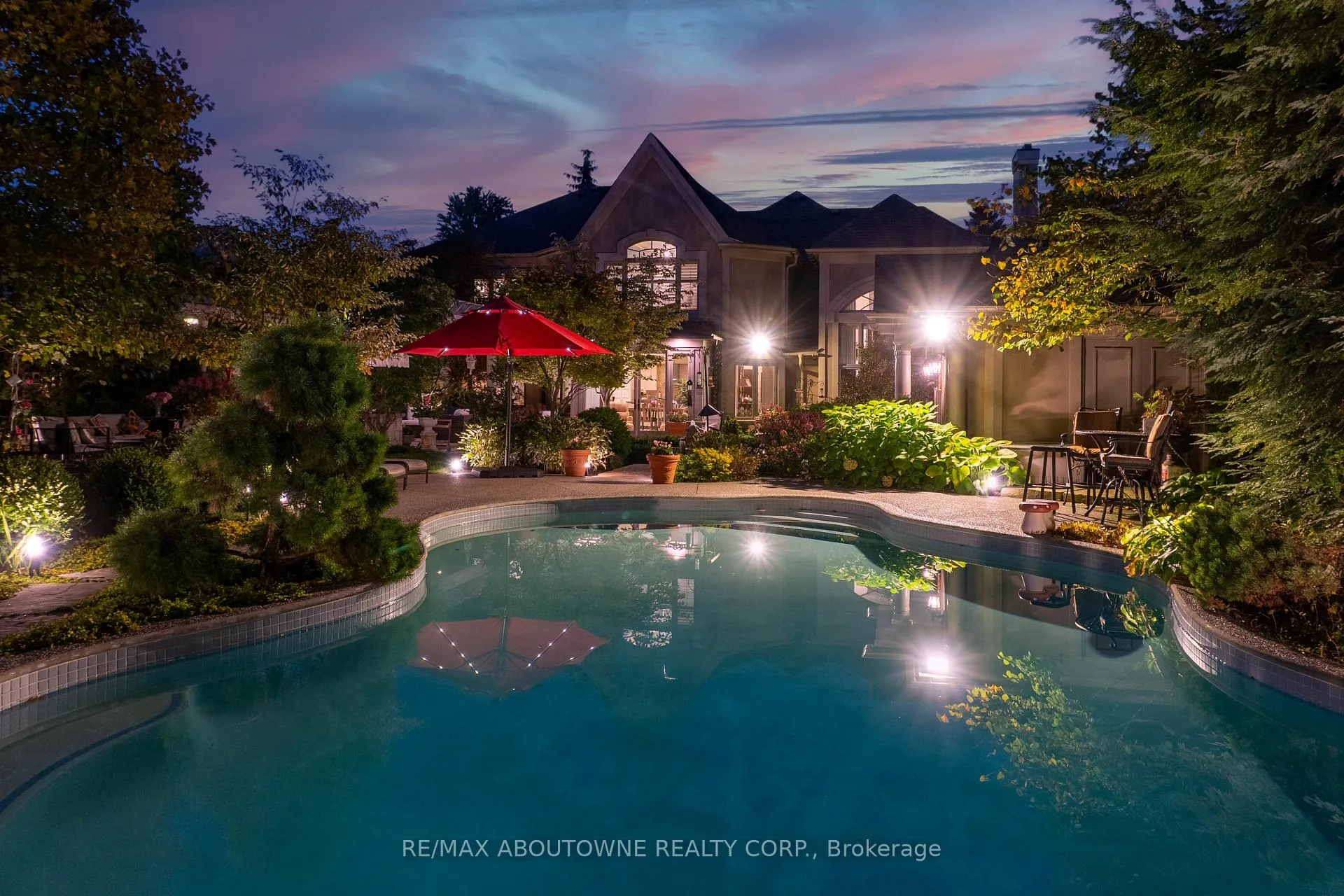 Photo 38 of 342 Pomona Avenue, Burlington, Roseland — HOMEH