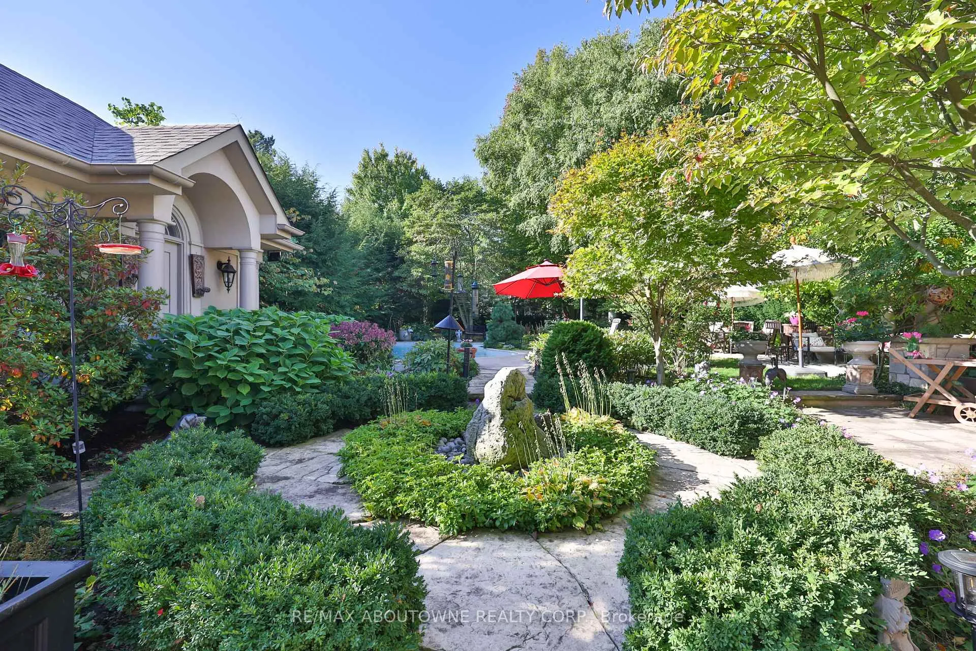 Photo 42 of 342 Pomona Avenue, Burlington, Roseland — HOMEH
