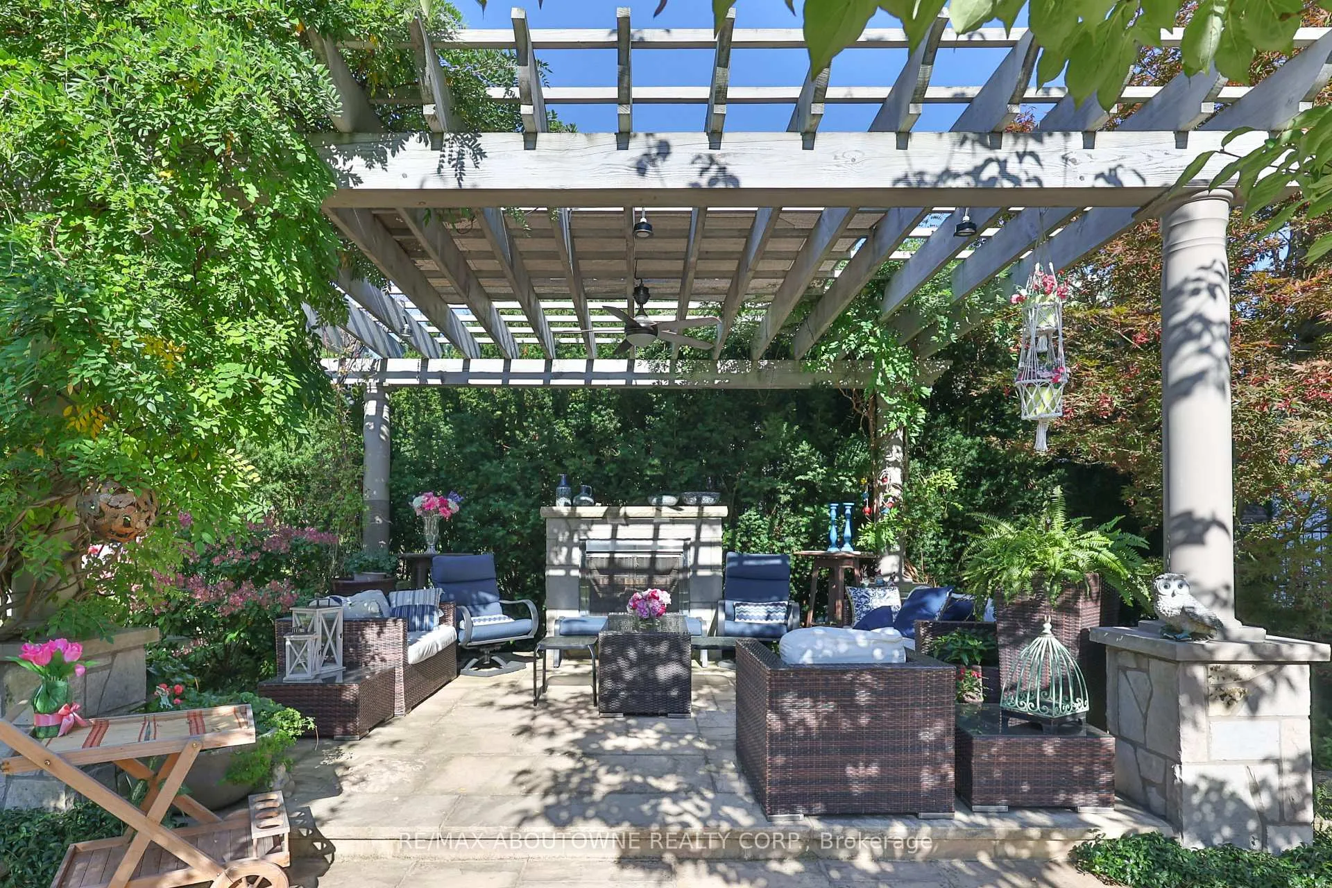 Photo 43 of 342 Pomona Avenue, Burlington, Roseland — HOMEH