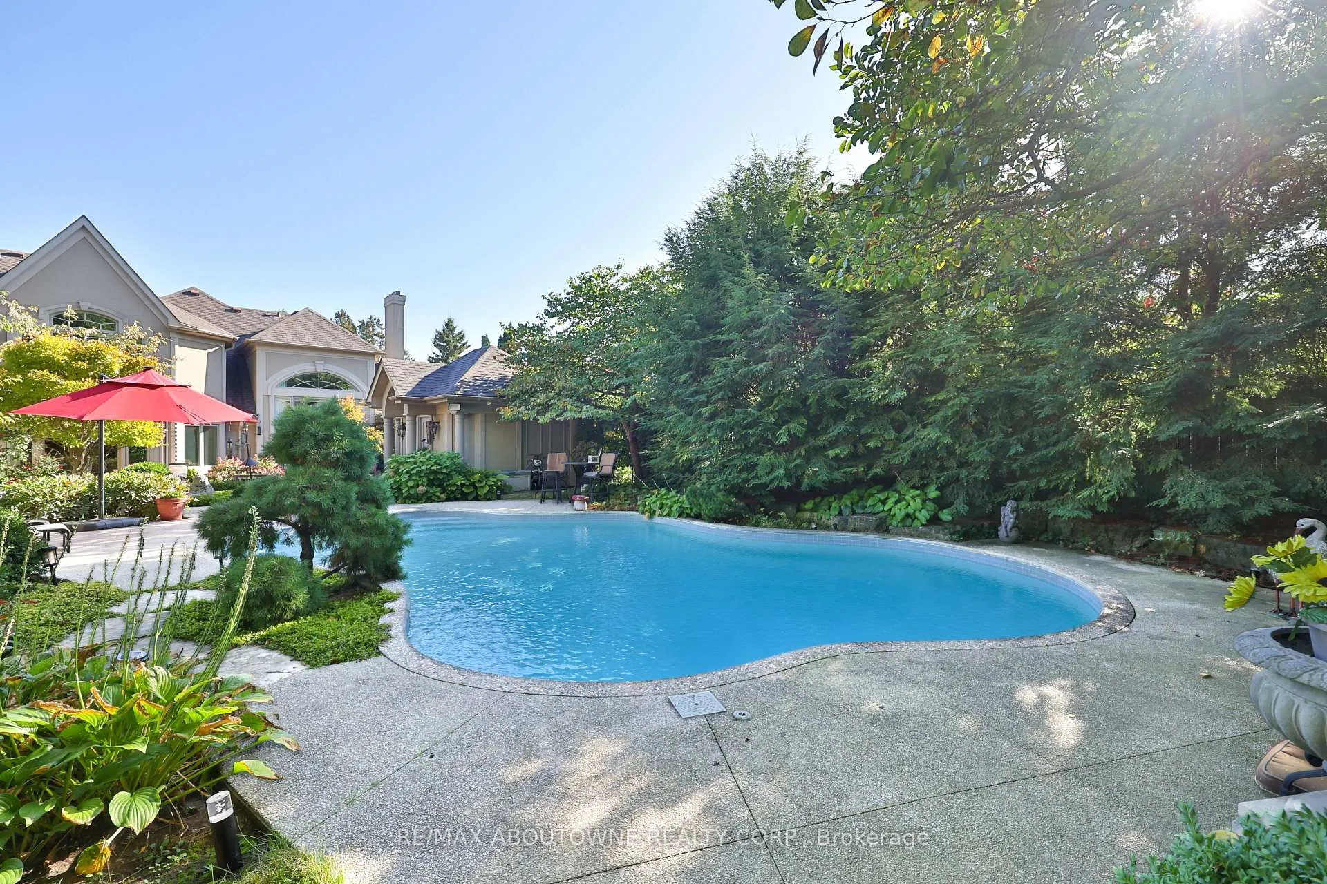 Photo 45 of 342 Pomona Avenue, Burlington, Roseland — HOMEH