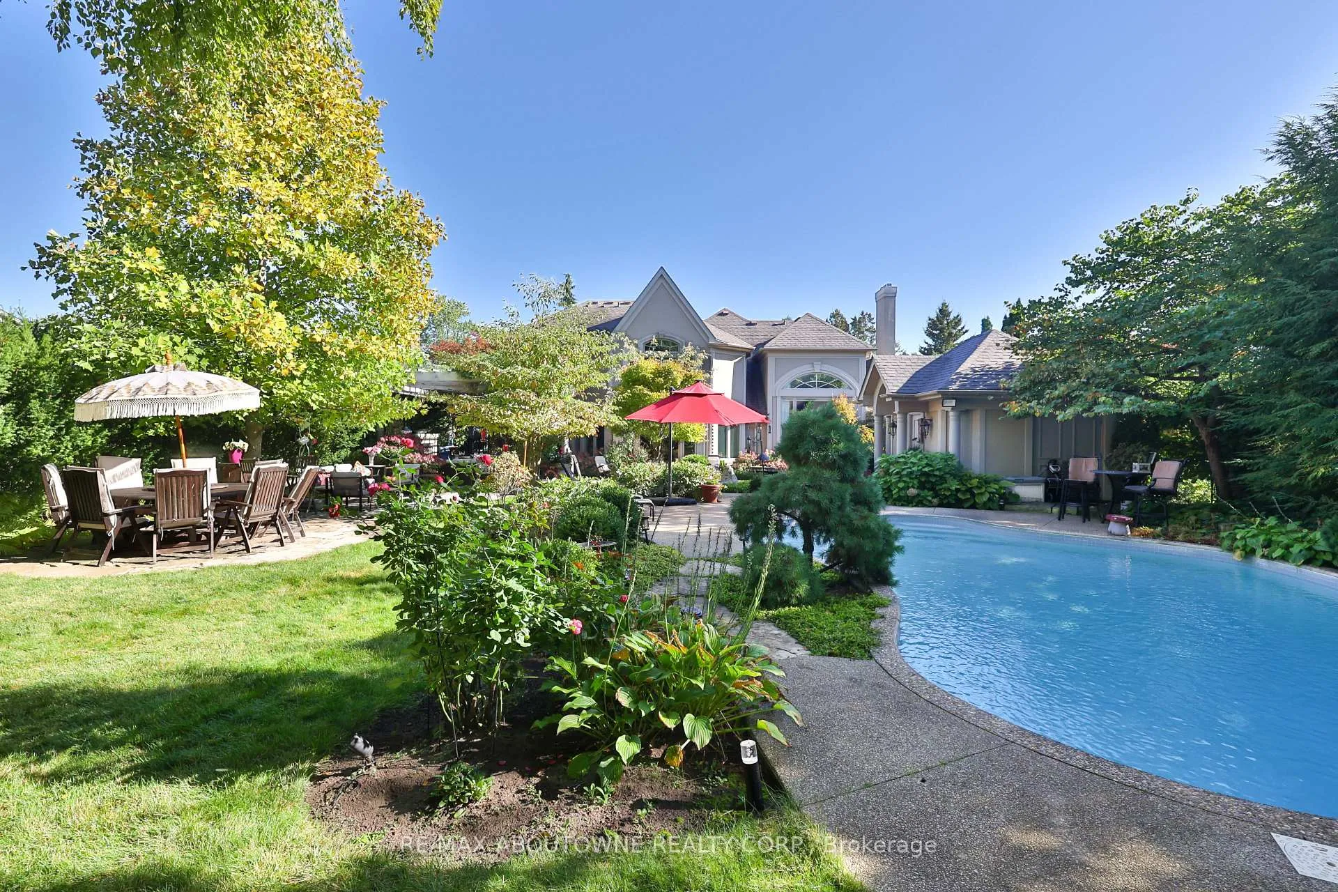 Photo 46 of 342 Pomona Avenue, Burlington, Roseland — HOMEH