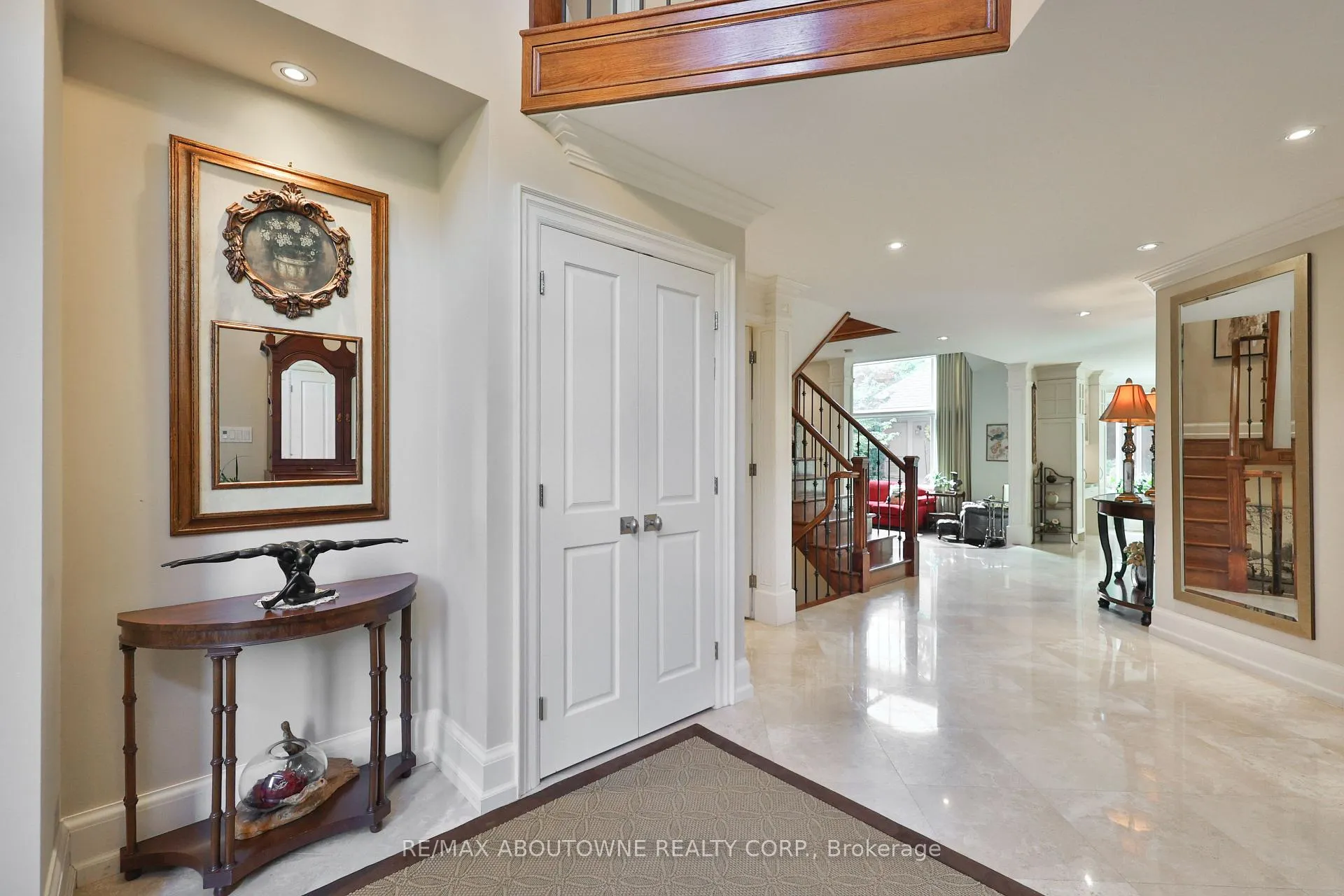 Photo 4 of 342 Pomona Avenue, Burlington, Roseland — HOMEH