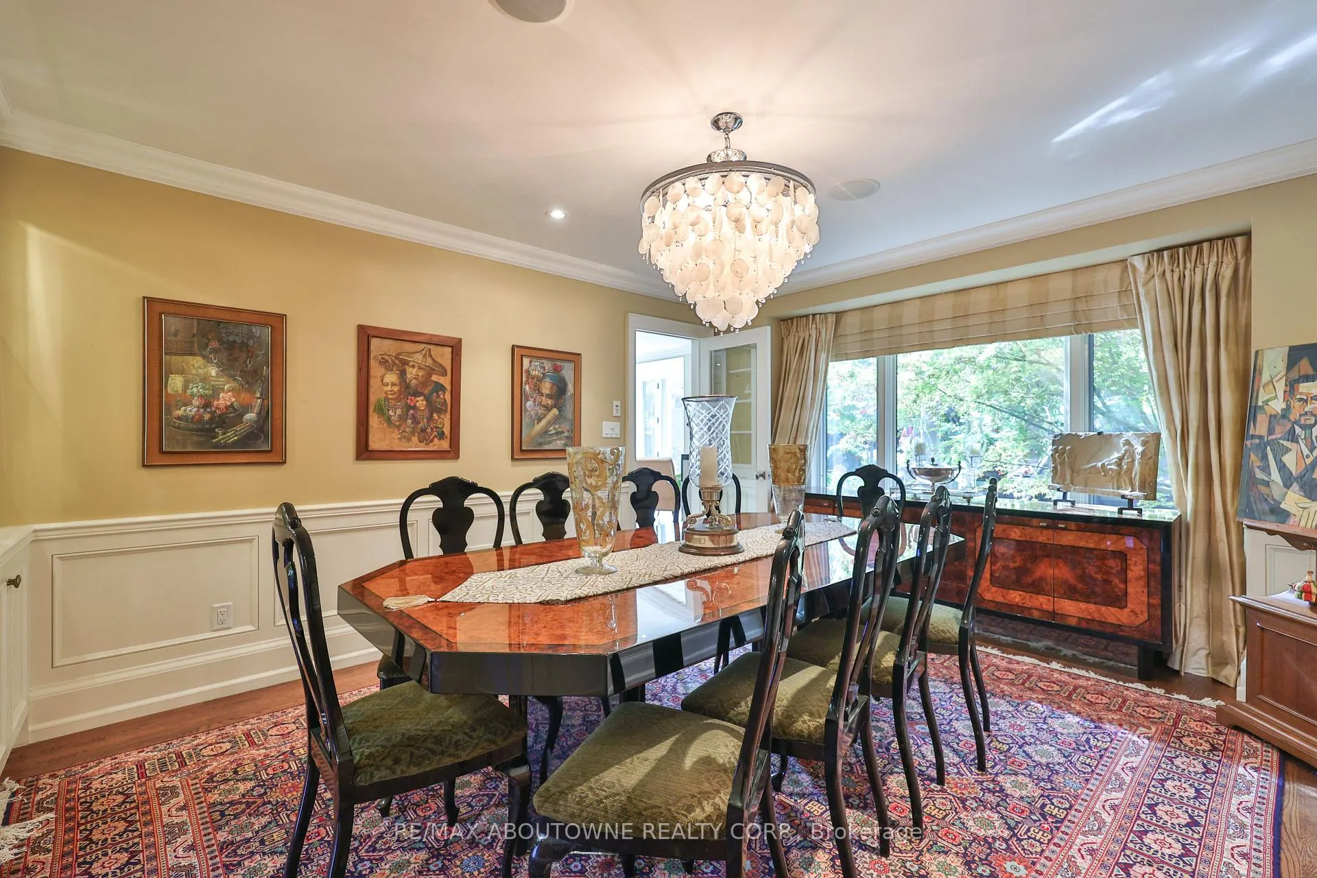 Photo 12 of 342 Pomona Avenue, Burlington, Roseland — HOMEH