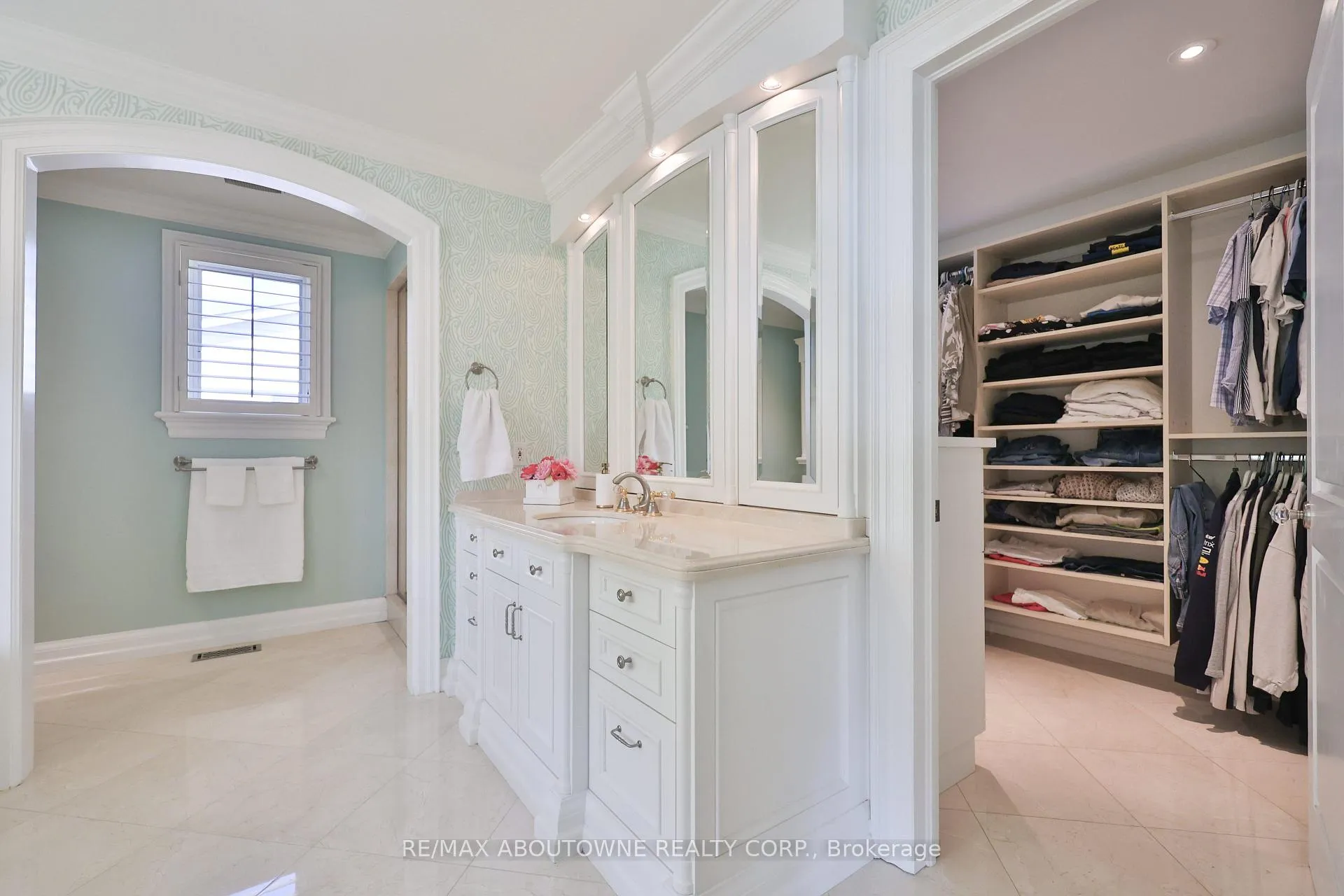 Photo 21 of 342 Pomona Avenue, Burlington, Roseland — HOMEH