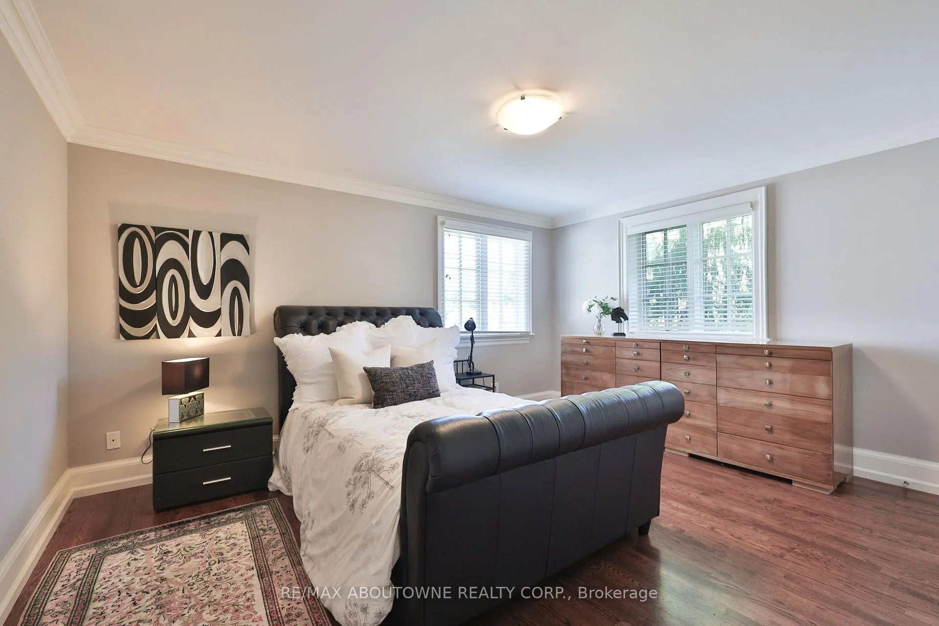 Photo 25 of 342 Pomona Avenue, Burlington, Roseland — HOMEH