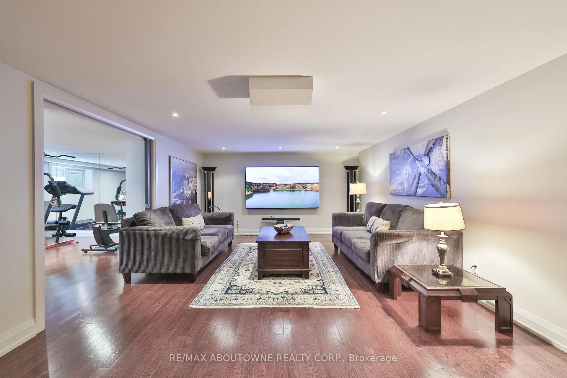 Photo 28 of 342 Pomona Avenue, Burlington, Roseland — HOMEH