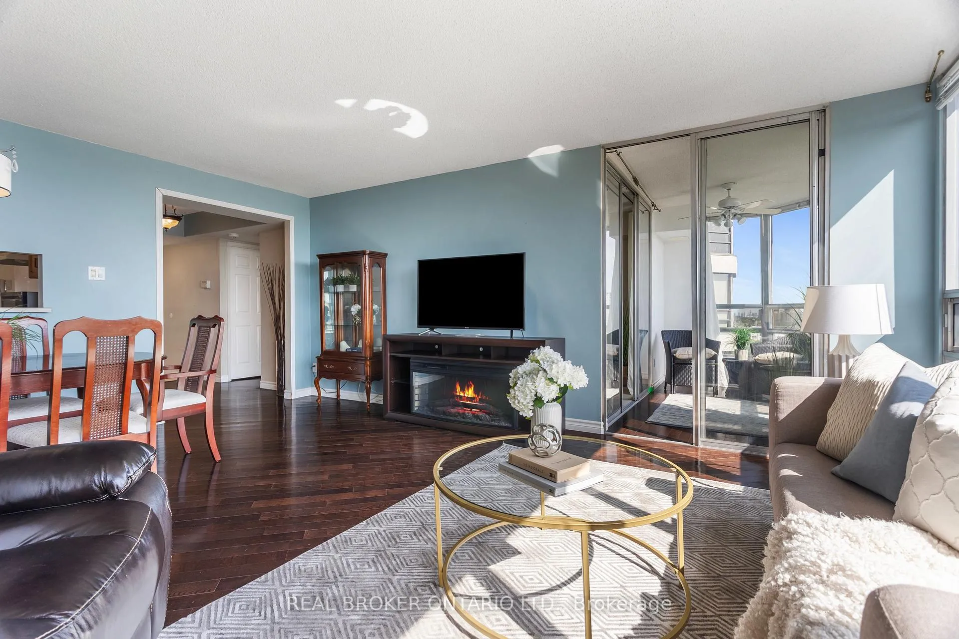 Photo 16 of Unit 1005, 330 Mill Street S, Brampton, Brampton South — HOMEH