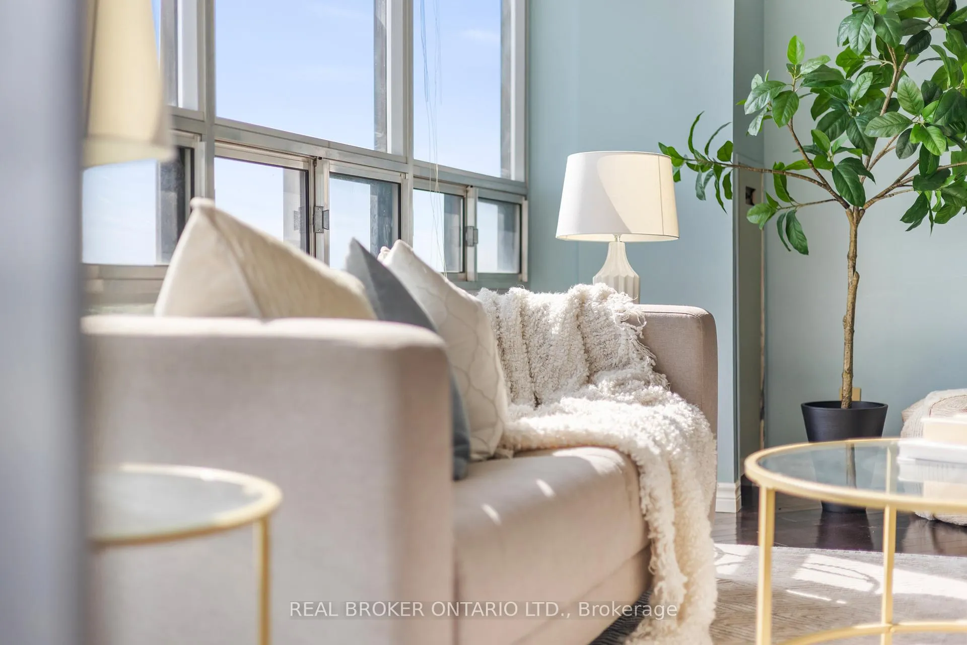 Photo 22 of Unit 1005, 330 Mill Street S, Brampton, Brampton South — HOMEH