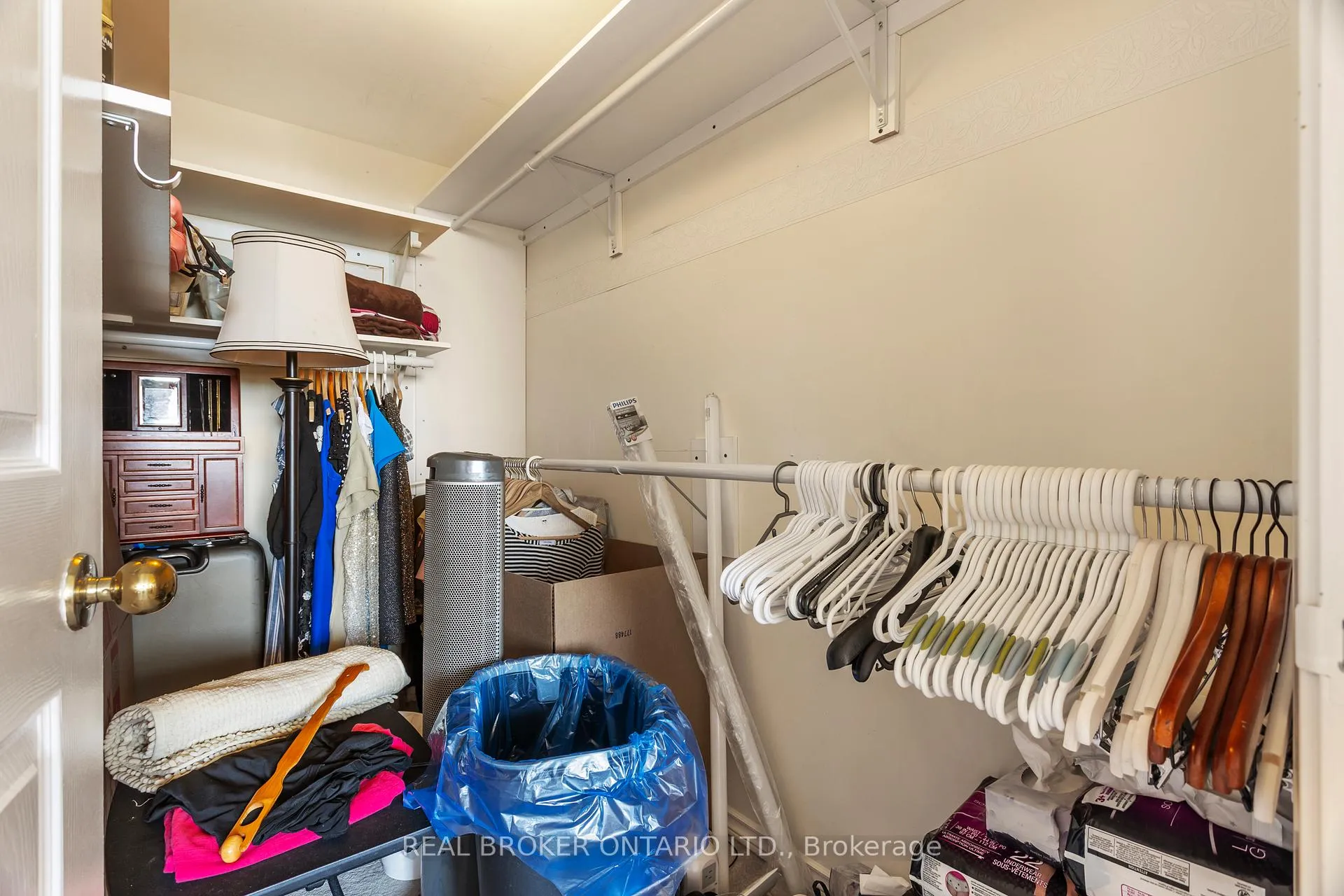 Photo 37 of Unit 1005, 330 Mill Street S, Brampton, Brampton South — HOMEH