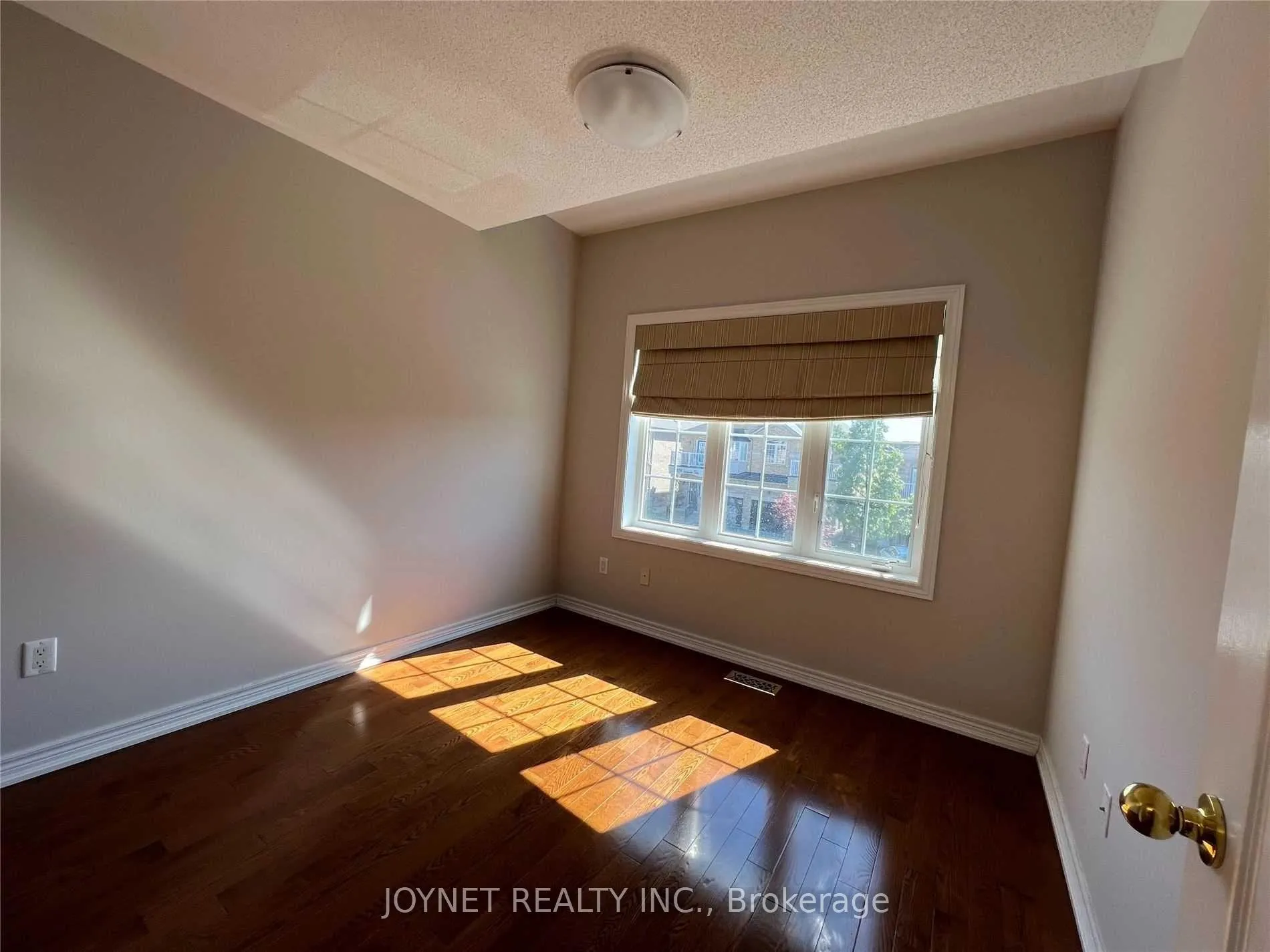 Photo 16 of 269 Lauderdale Drive, Vaughan, Patterson — HOMEH