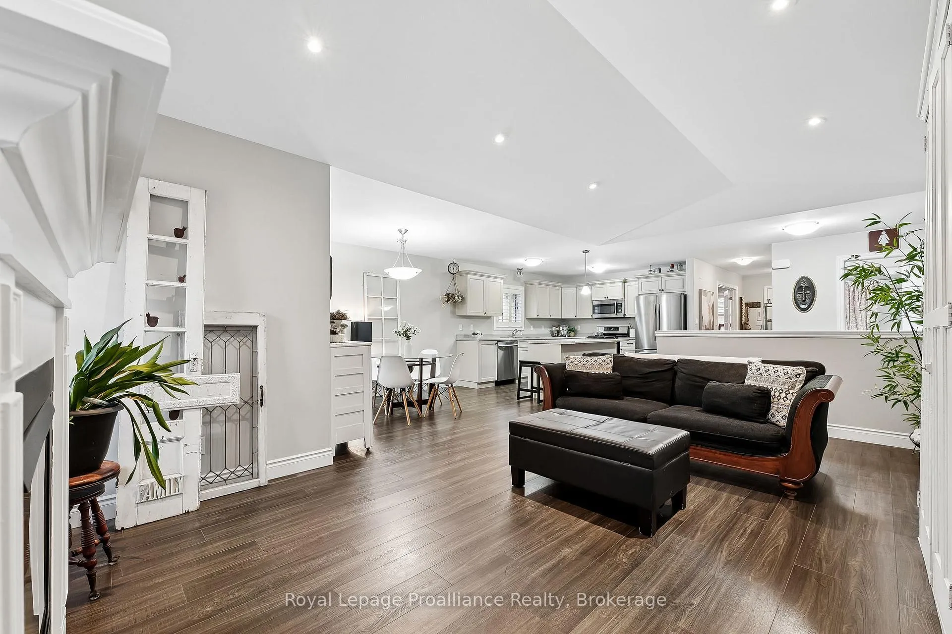 Photo 18 of 26 Ward Drive, Brighton — HOMEH