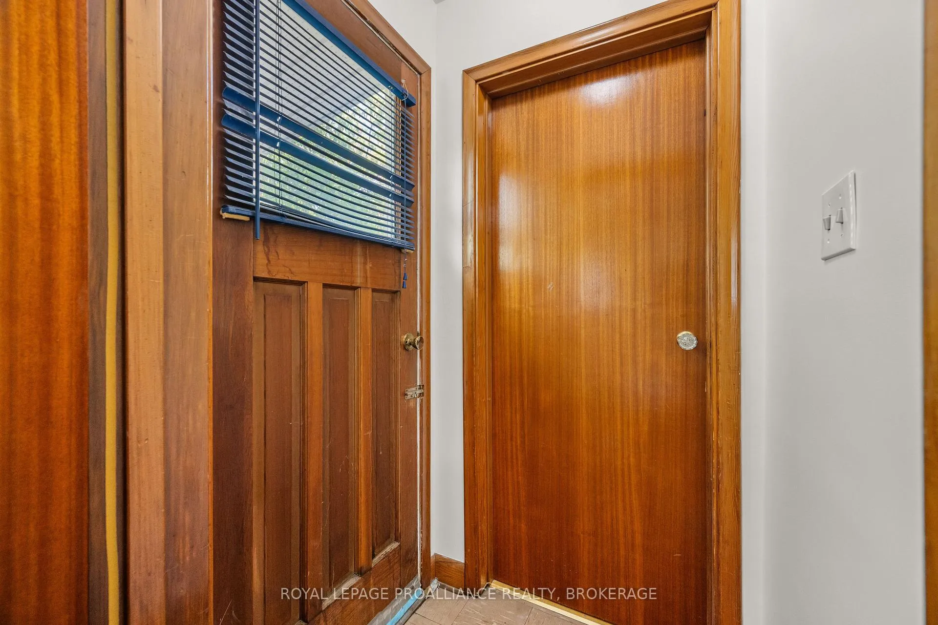 Photo 29 of 176 Nelson Street, Kingston, Central City East — HOMEH